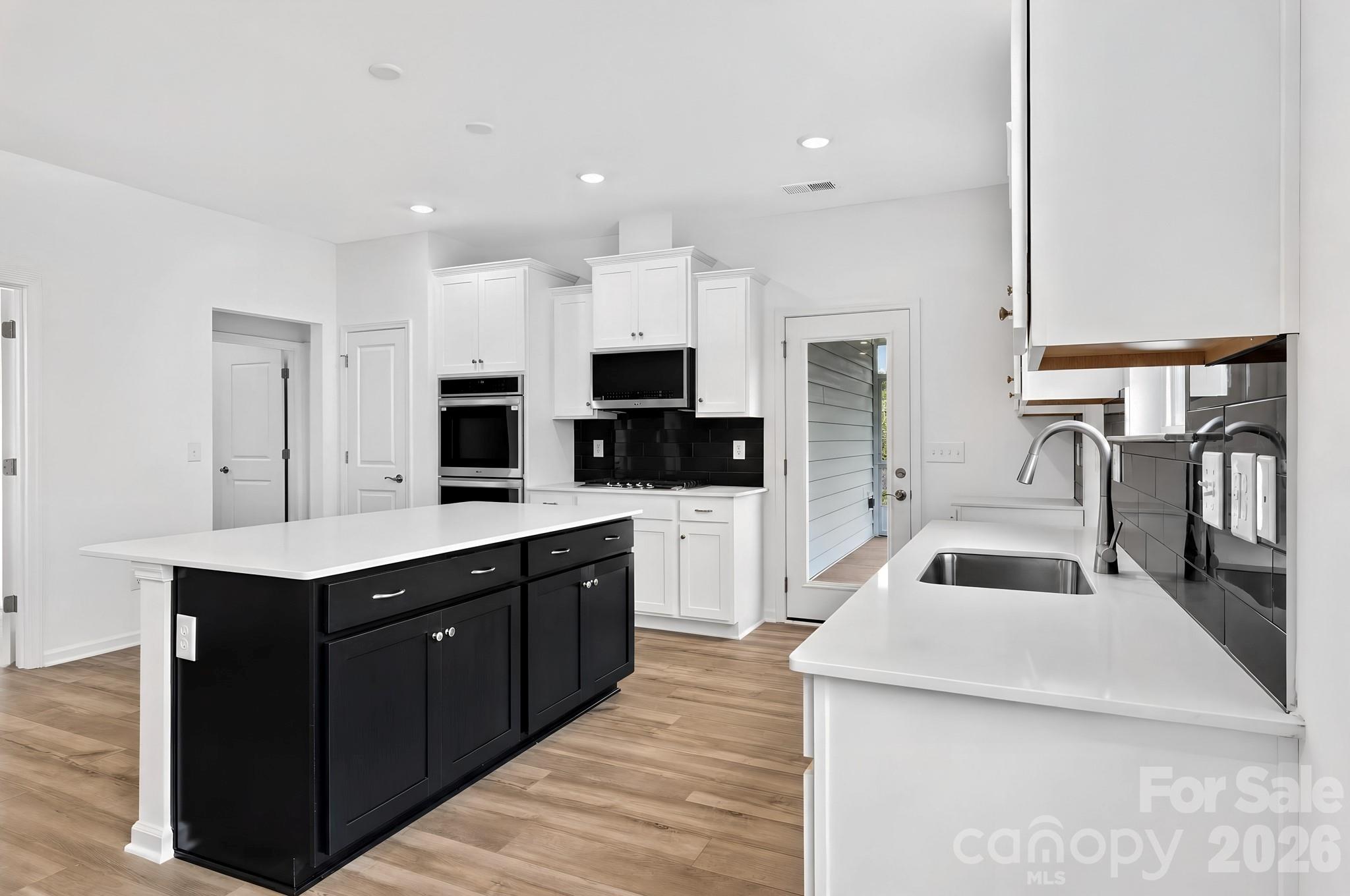 8544 Norman Forest Road #314 — Lancaster