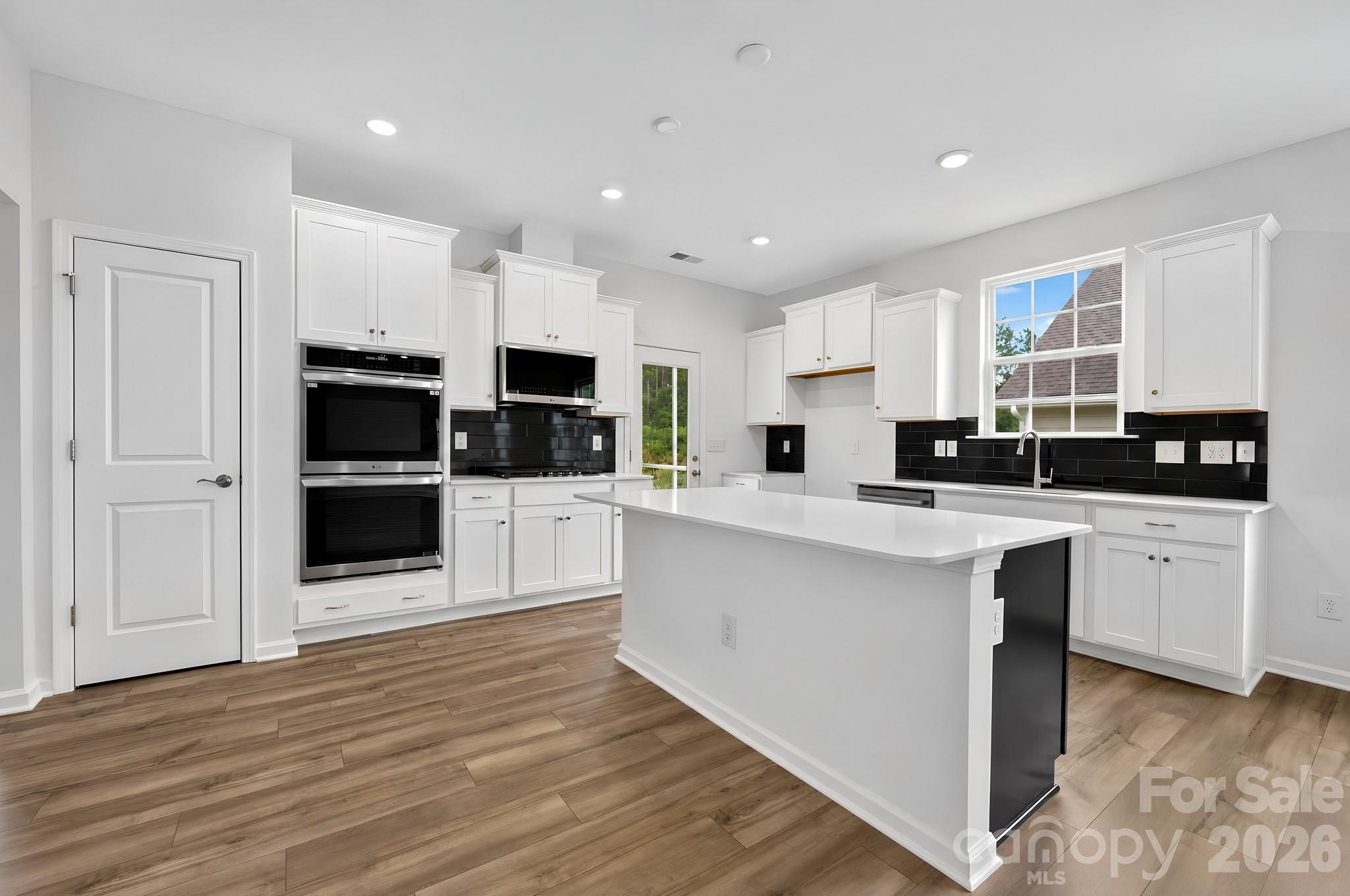 8544 Norman Forest Road #314 — Lancaster