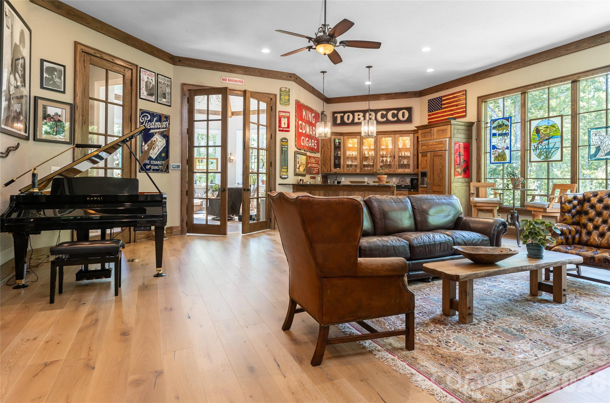 405 Ramble Way — Asheville