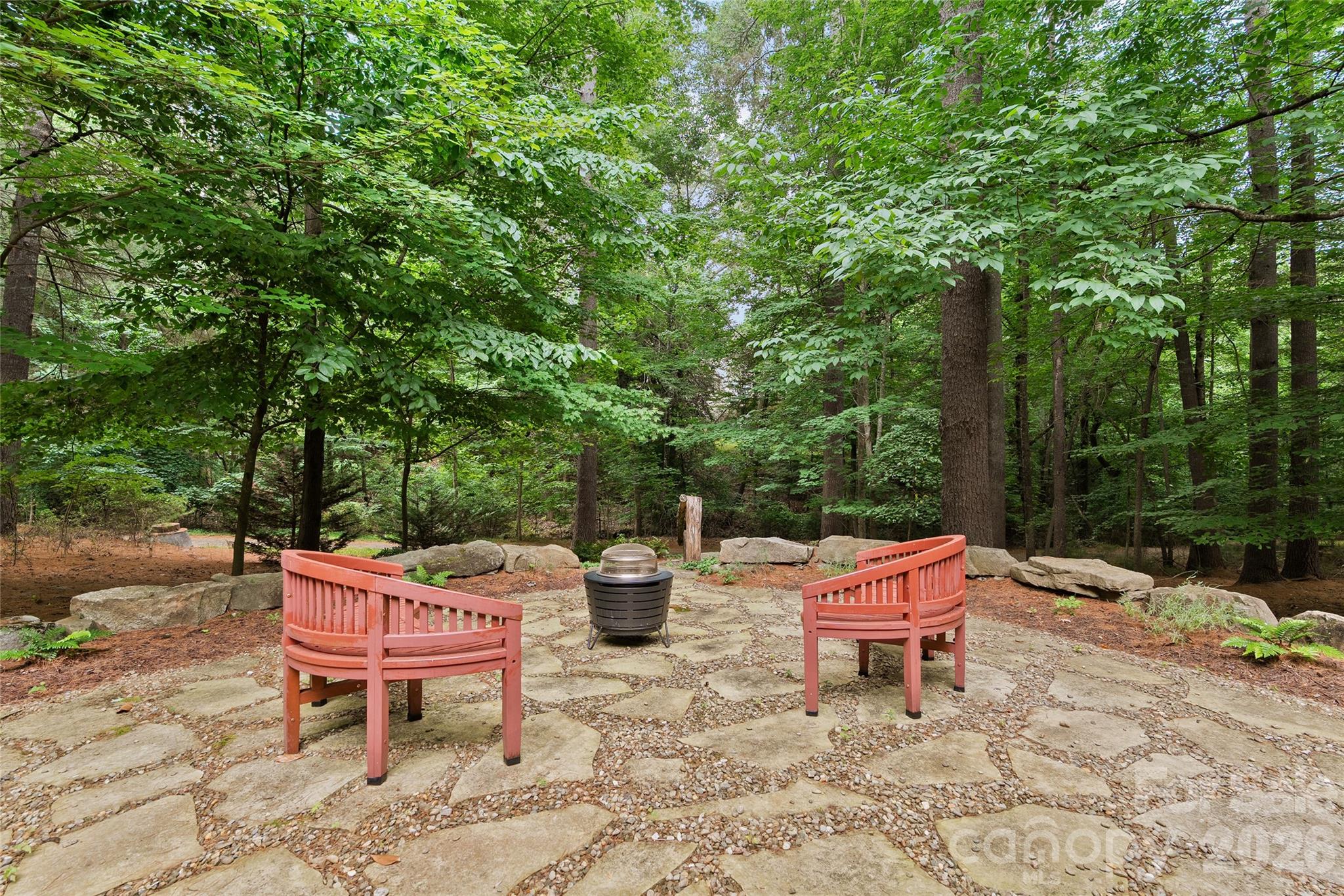 626 Wickhams Fancy Drive — Biltmore Lake