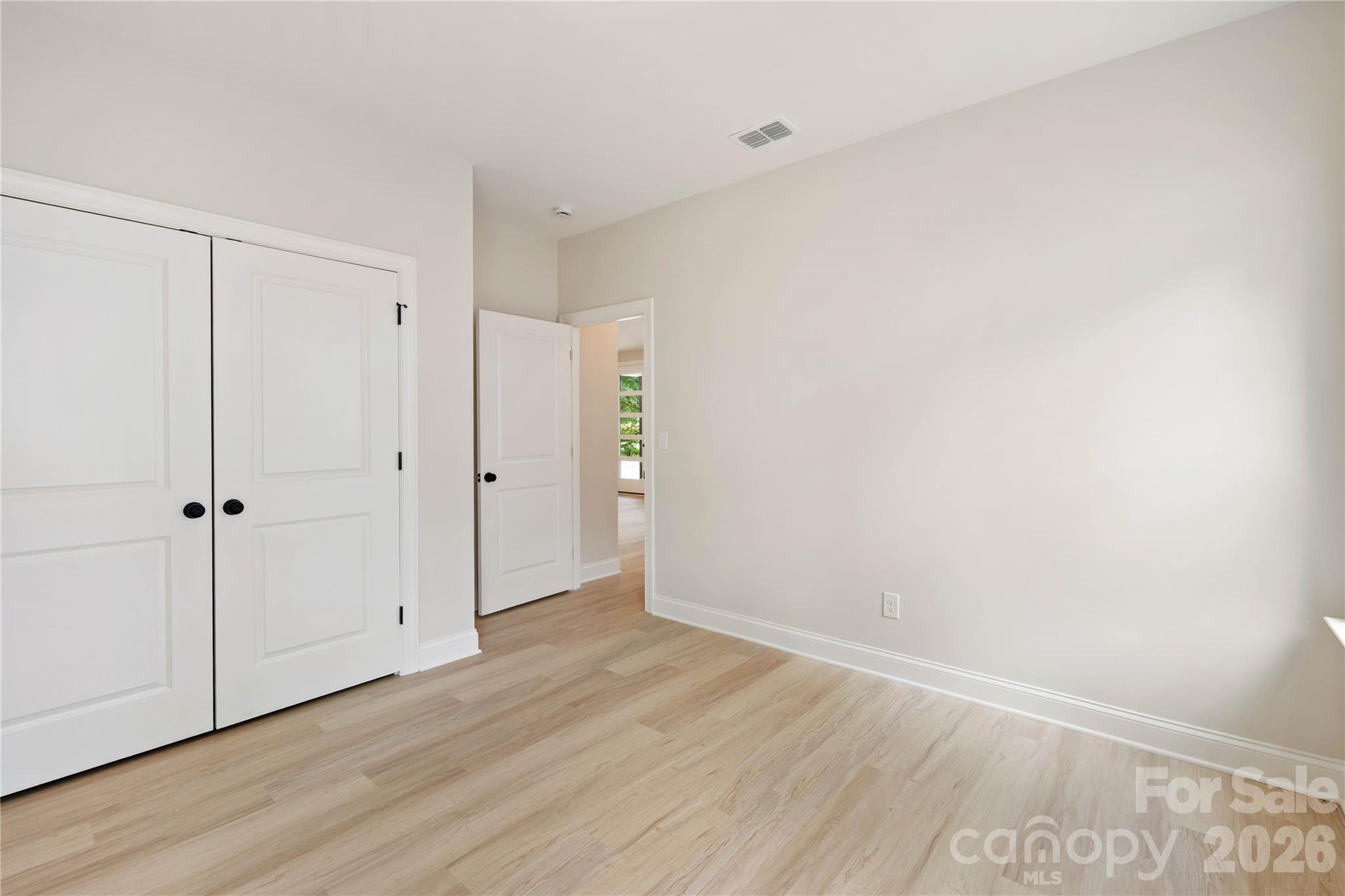 315 W Chestnut Street — Stanley