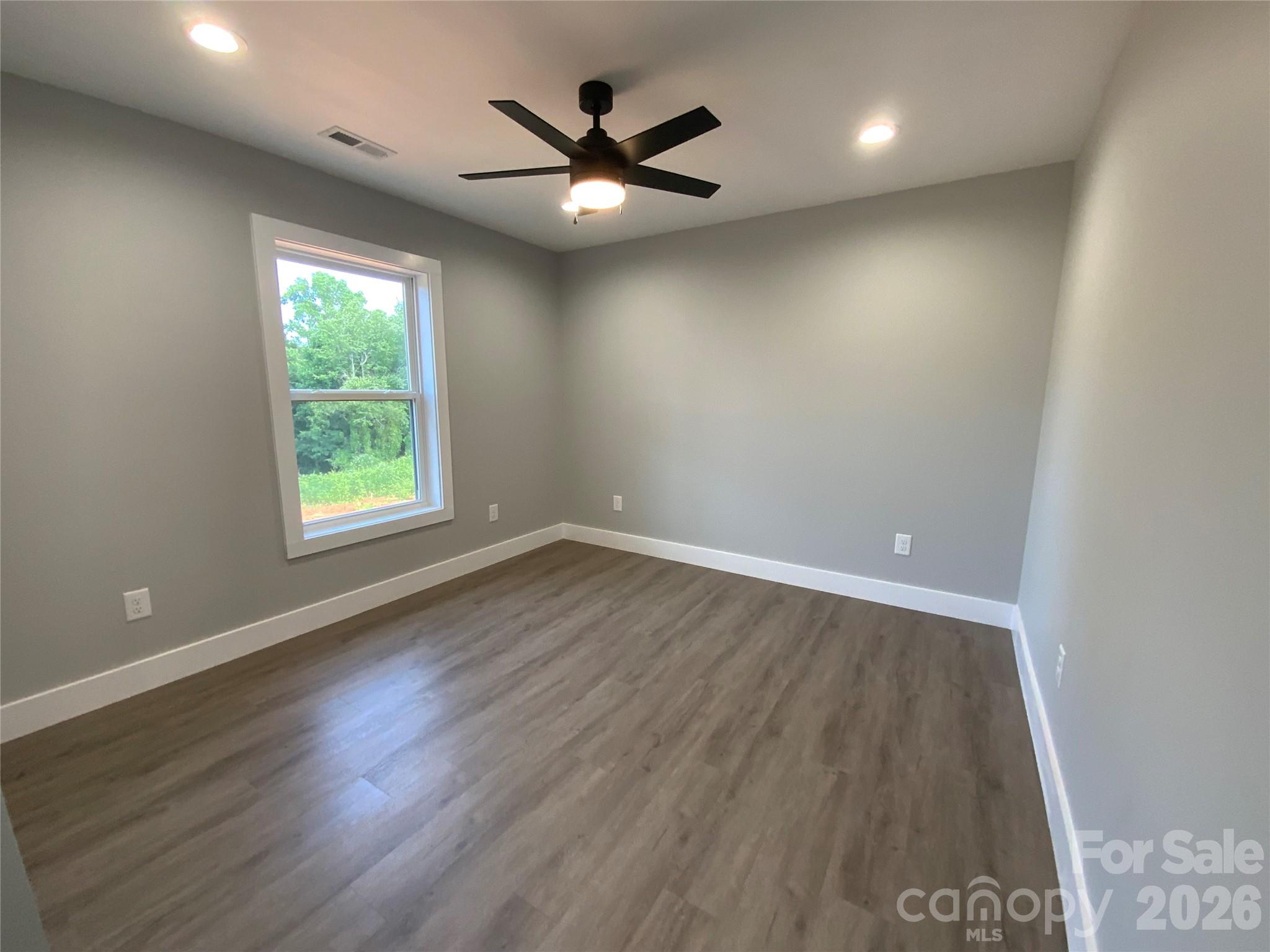 260 Forest Lake Road — Forest City