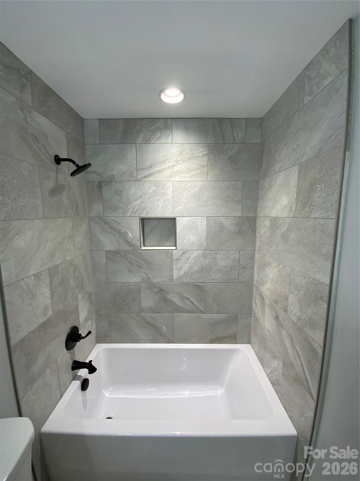 260 Forest Lake Road — Forest City