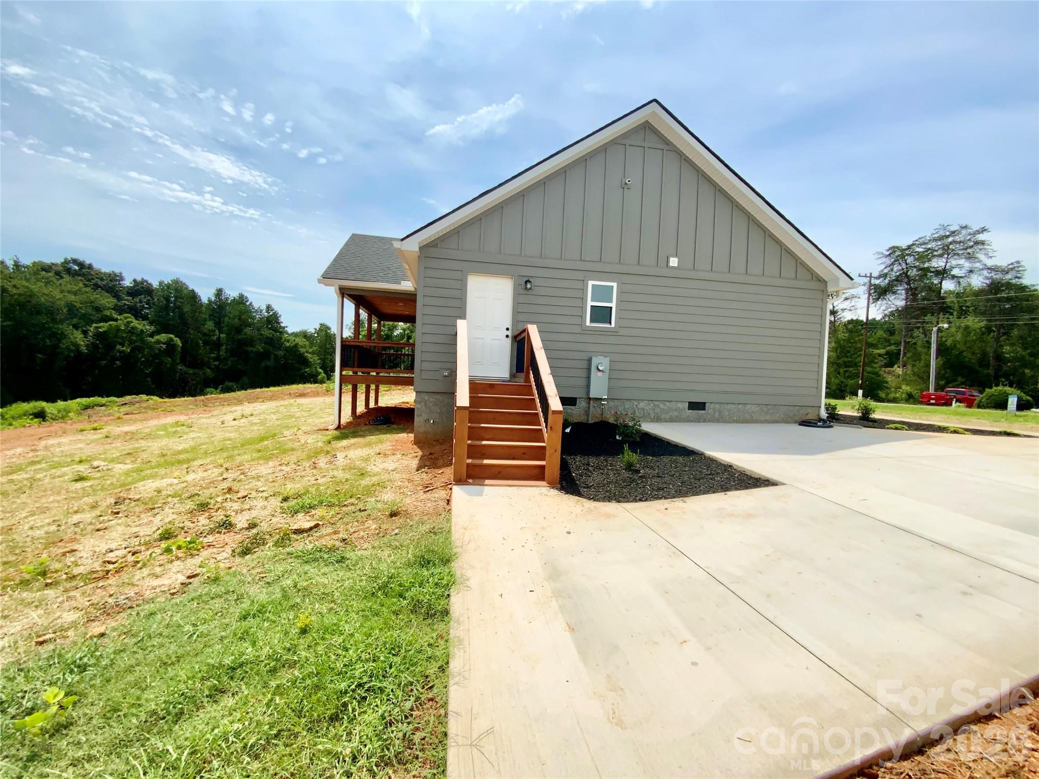 260 Forest Lake Road — Forest City