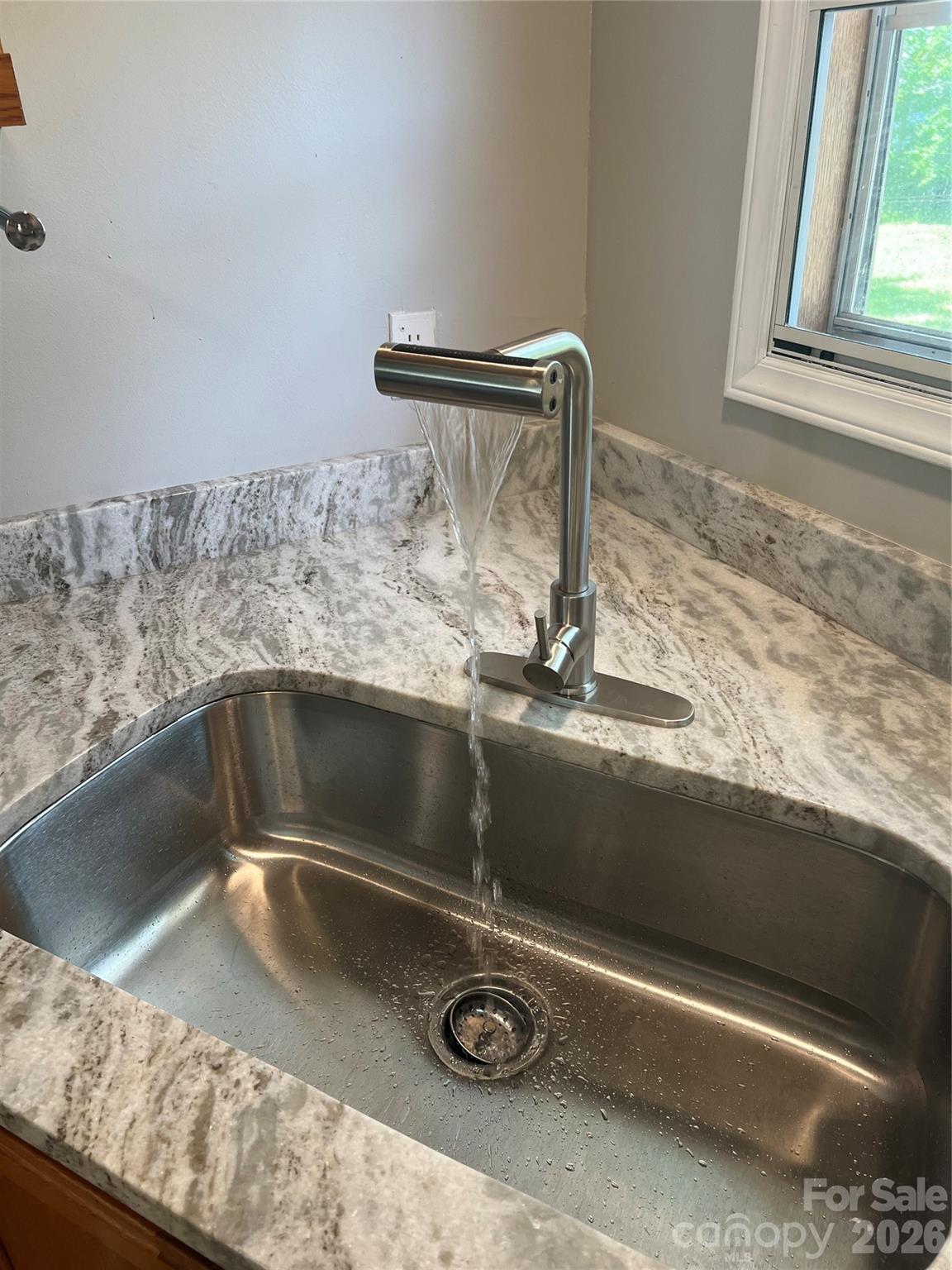 373 Griggs Road — Clover