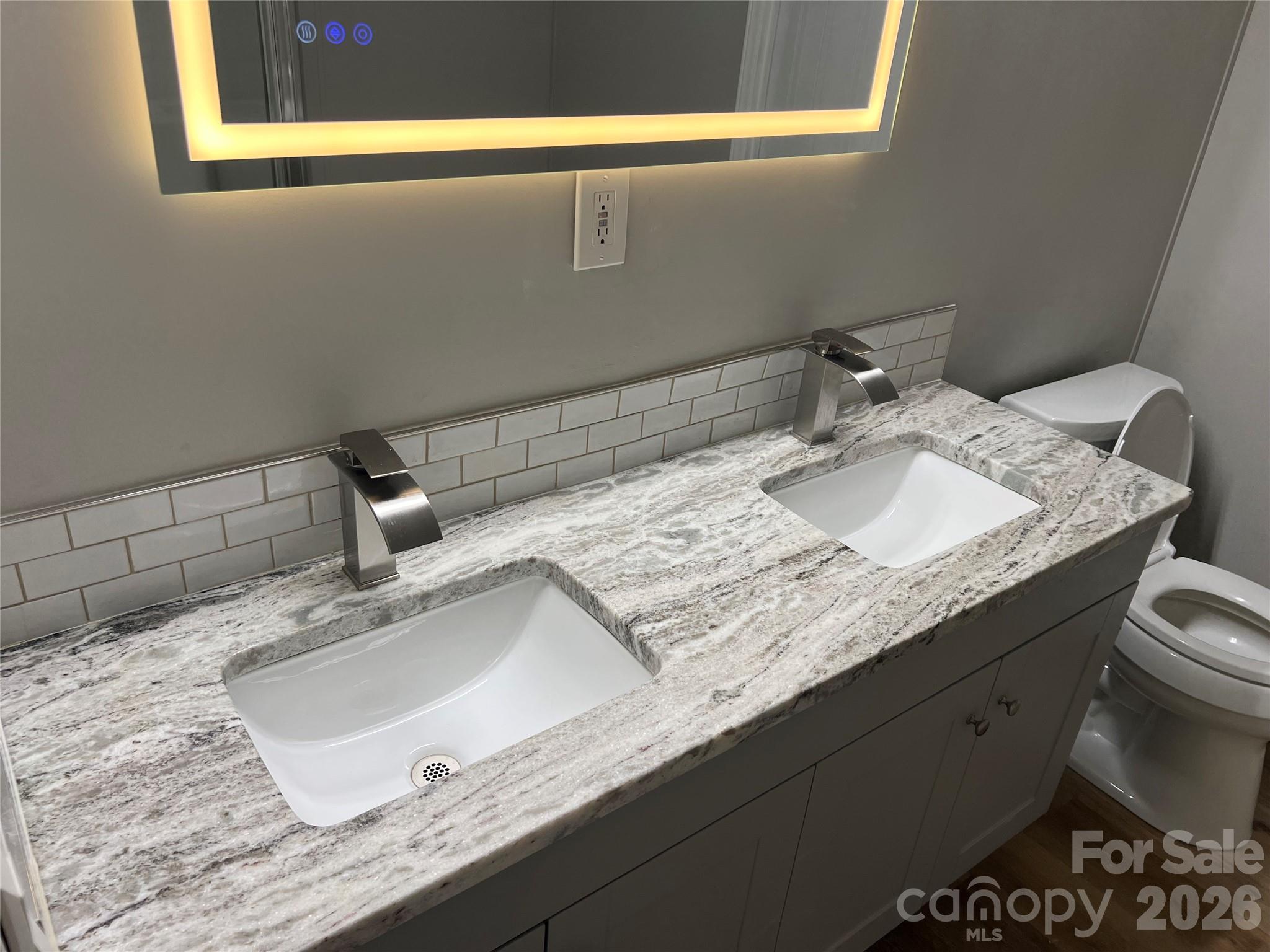 373 Griggs Road — Clover