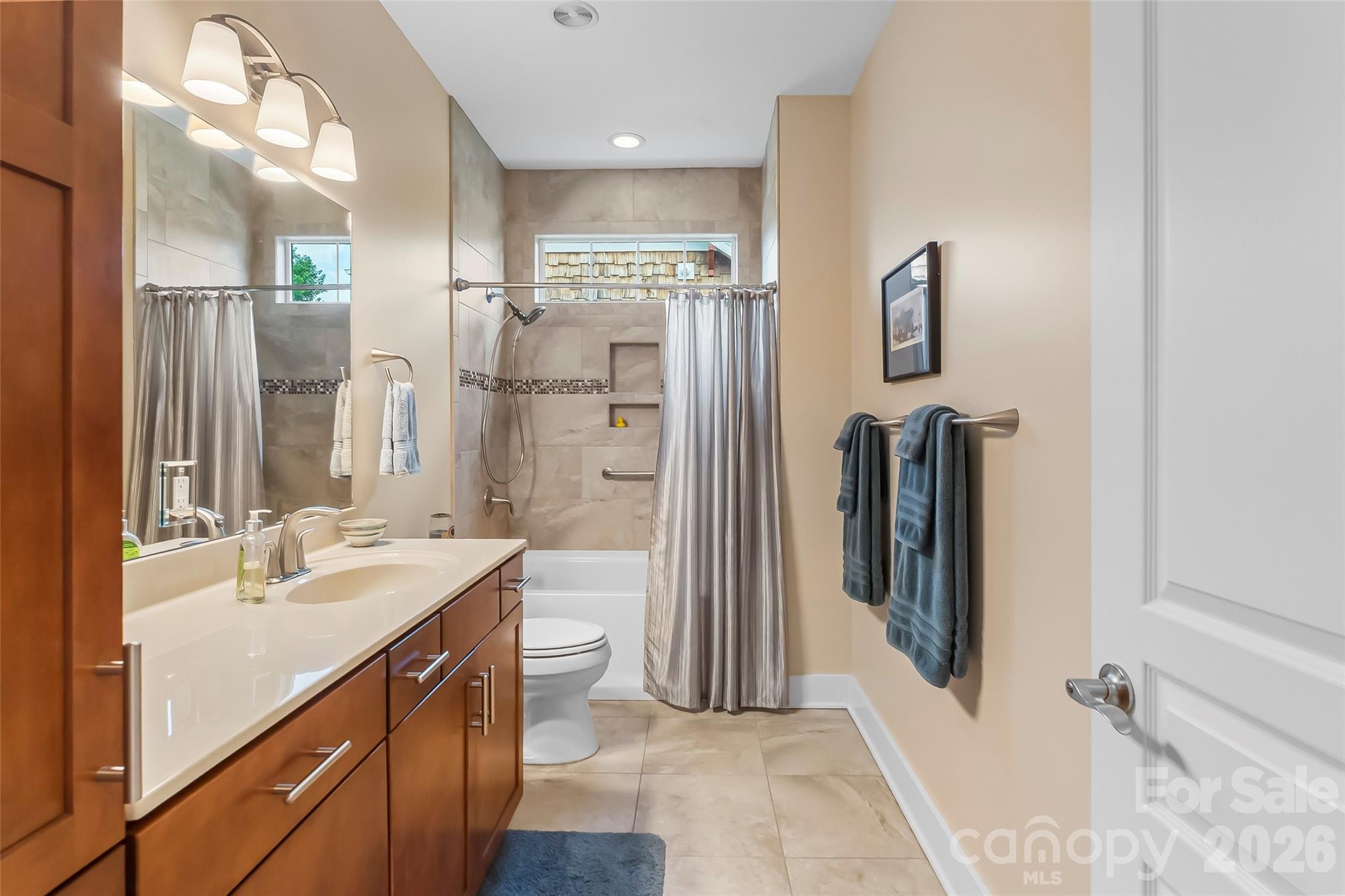 15 Craftsman View Drive — Asheville