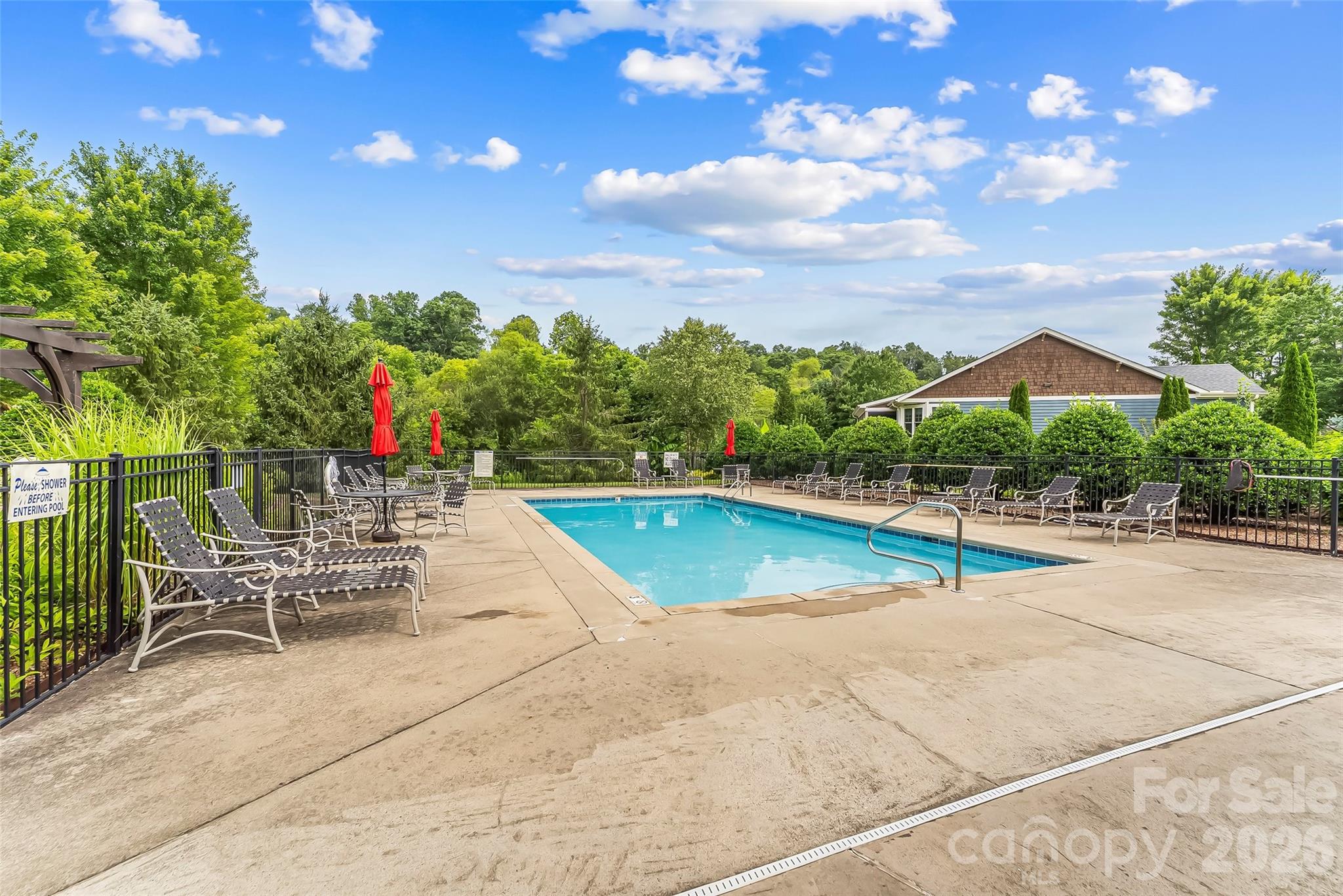 15 Craftsman View Drive — Asheville