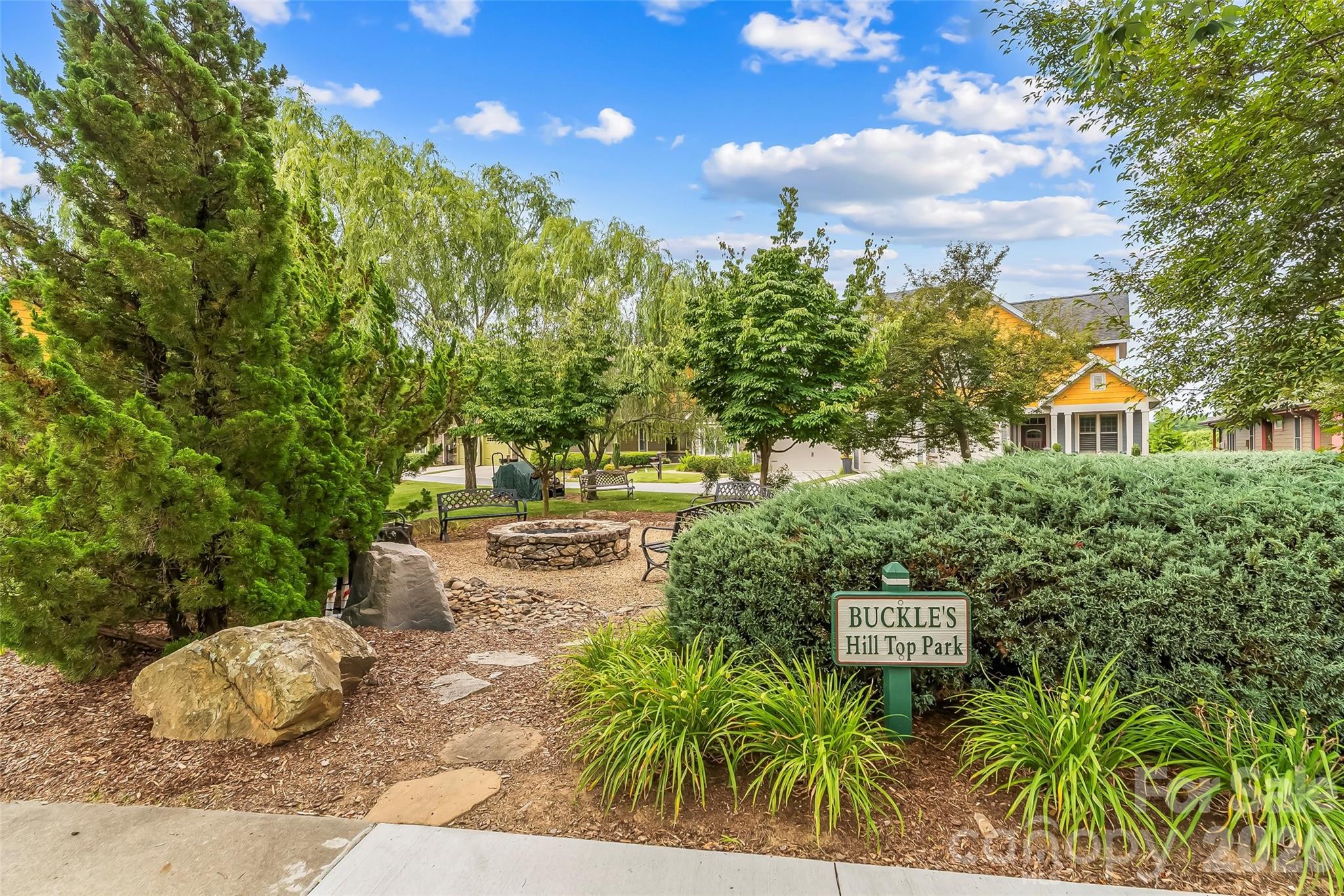 15 Craftsman View Drive — Asheville