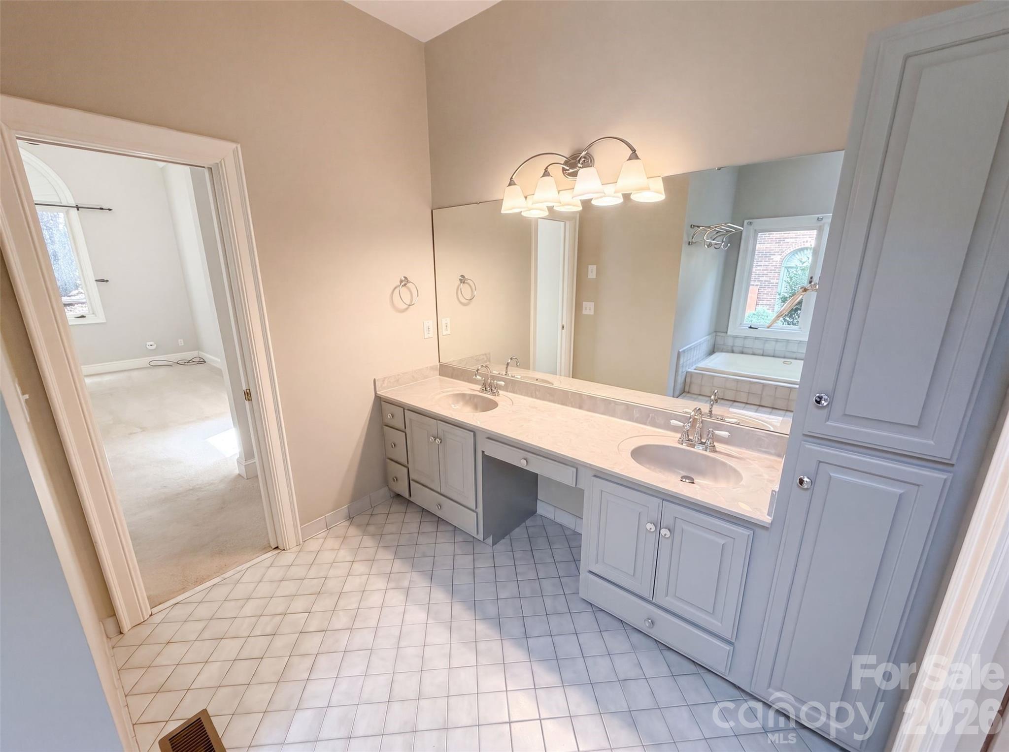 3711 Surry Ridge Court — Charlotte