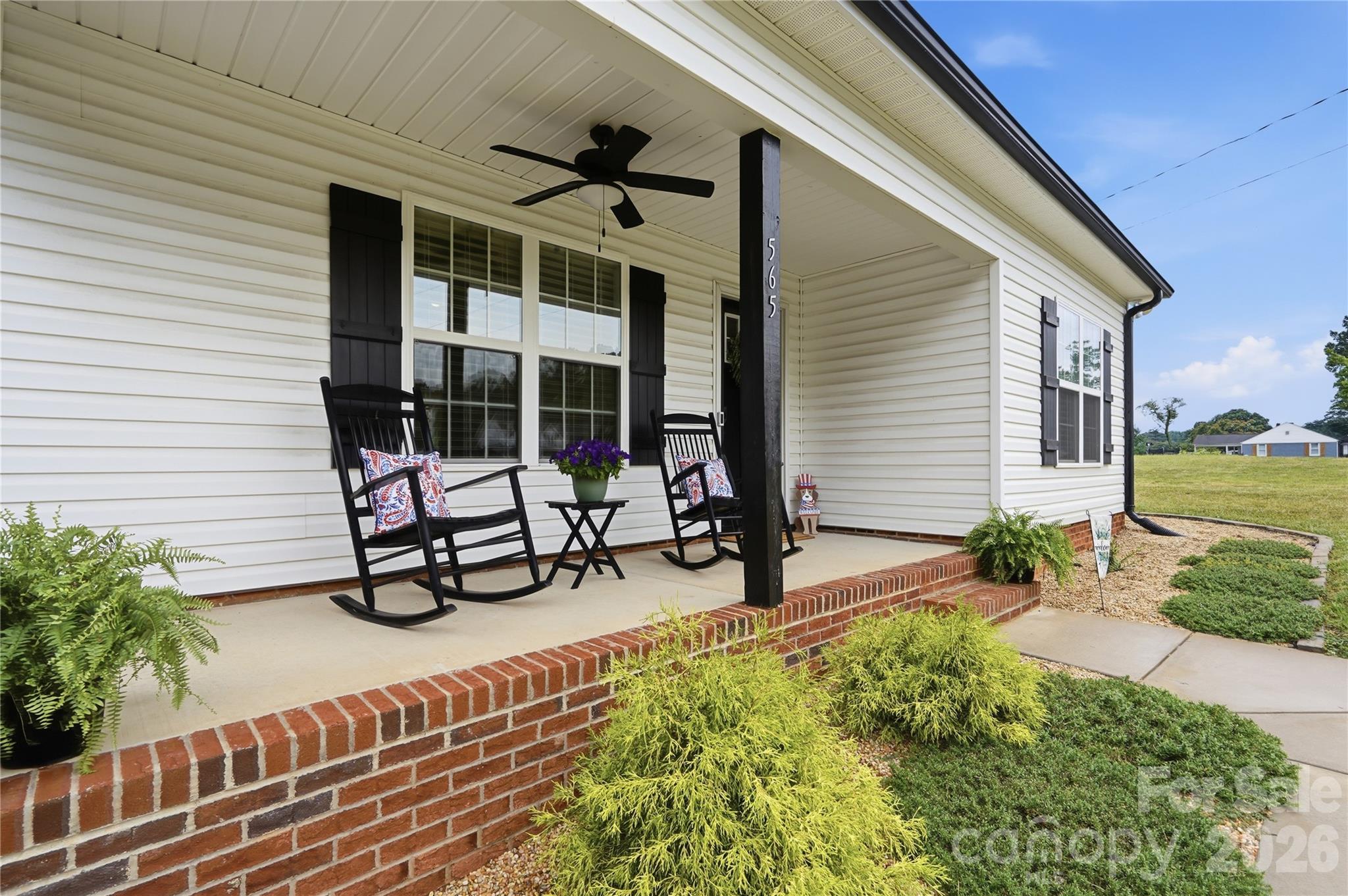 565 Stirewalt Road — China Grove