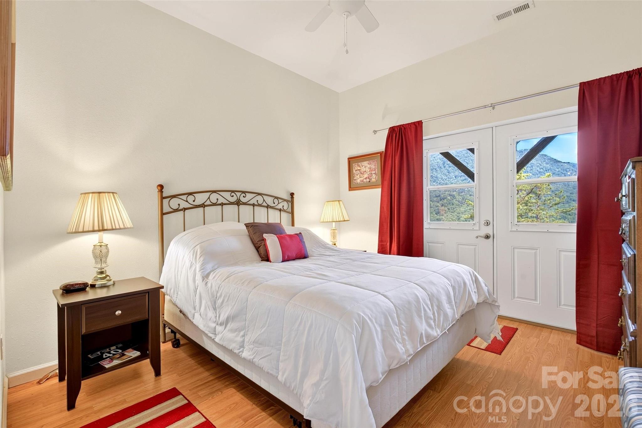 40 E Valley View Drive — Marion
