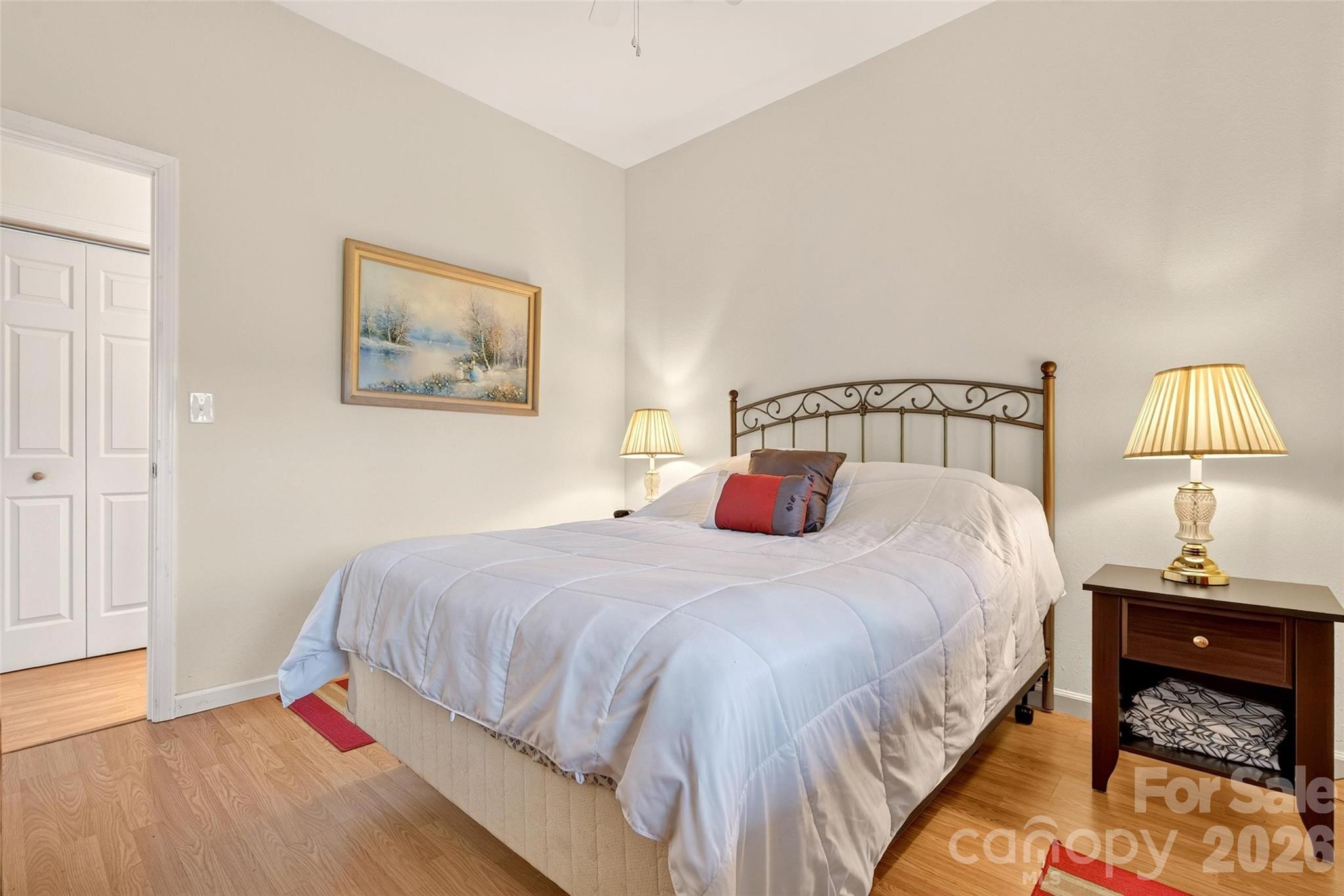 40 E Valley View Drive — Marion