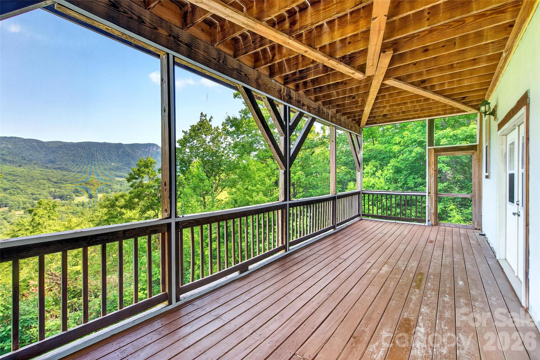 40 E Valley View Drive — Marion