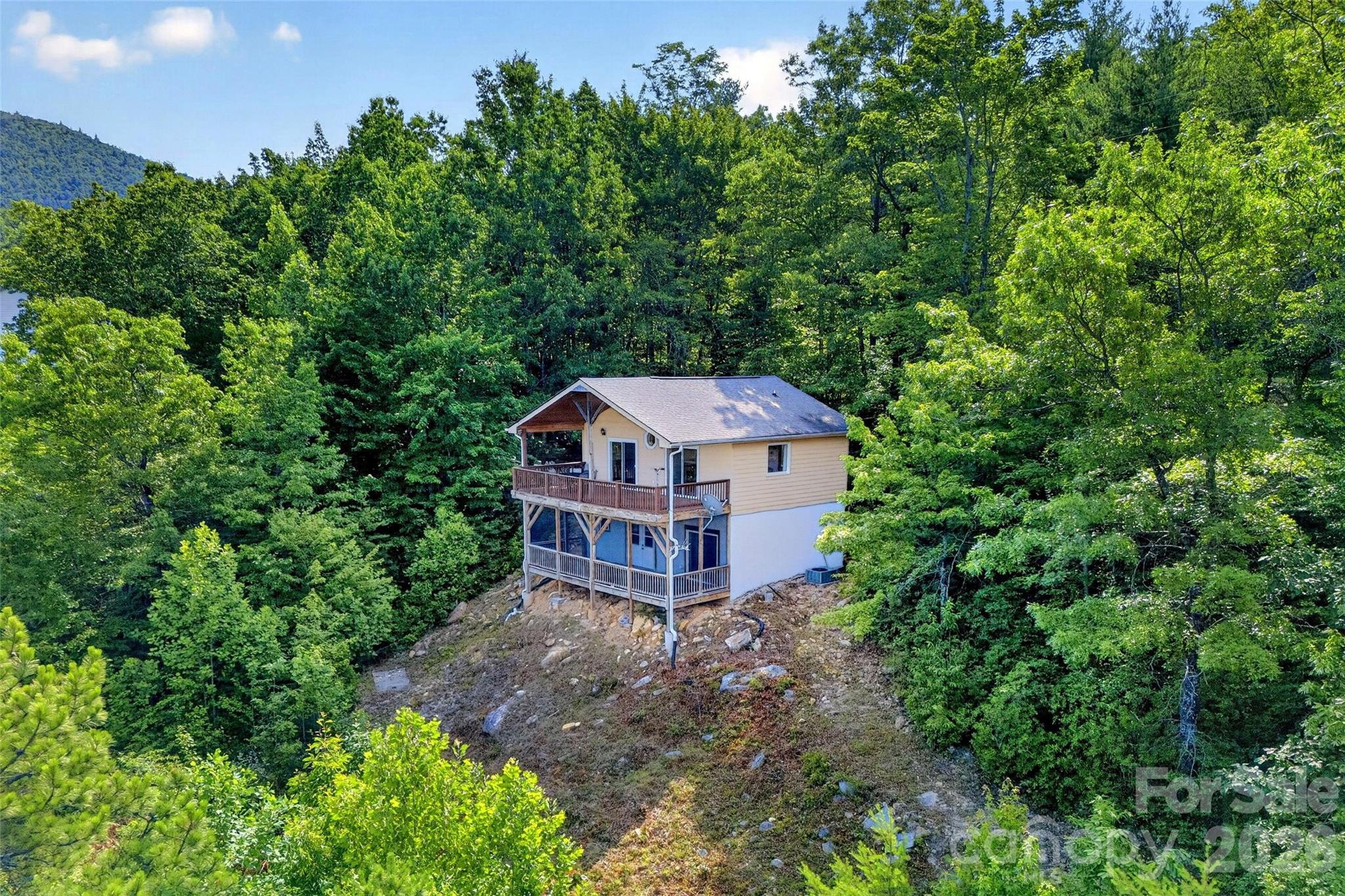 40 E Valley View Drive — Marion