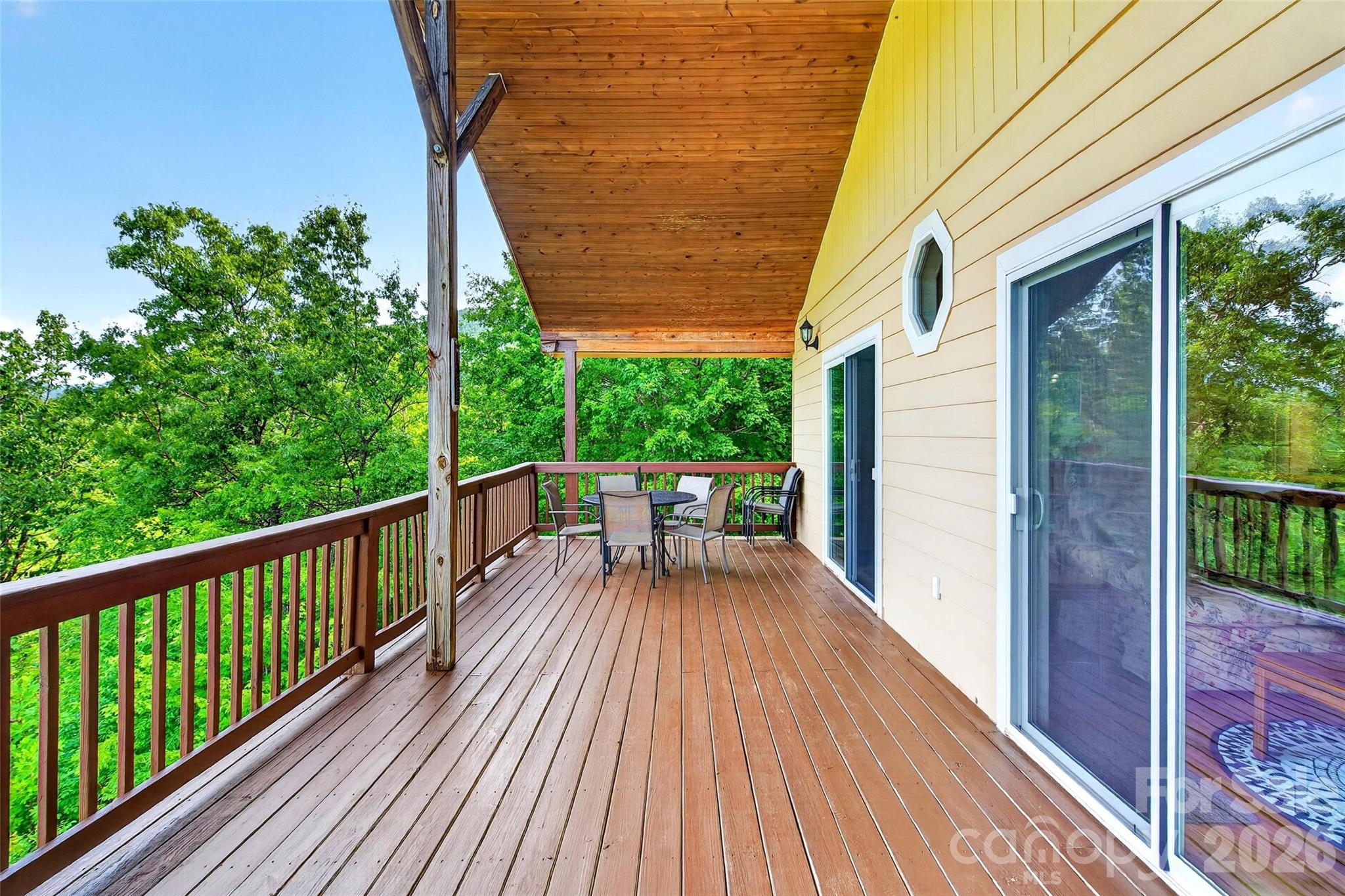 40 E Valley View Drive — Marion