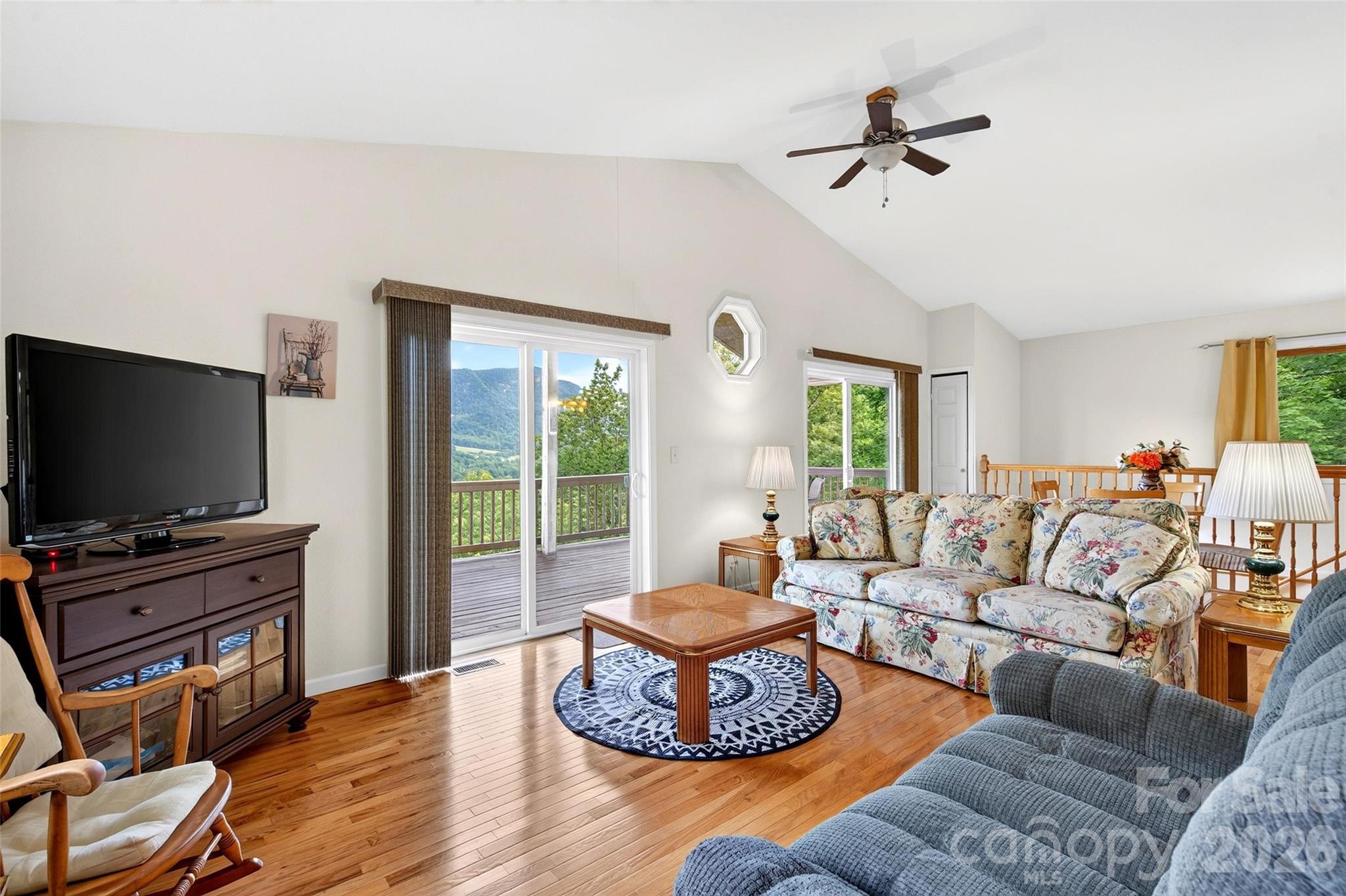 40 E Valley View Drive — Marion