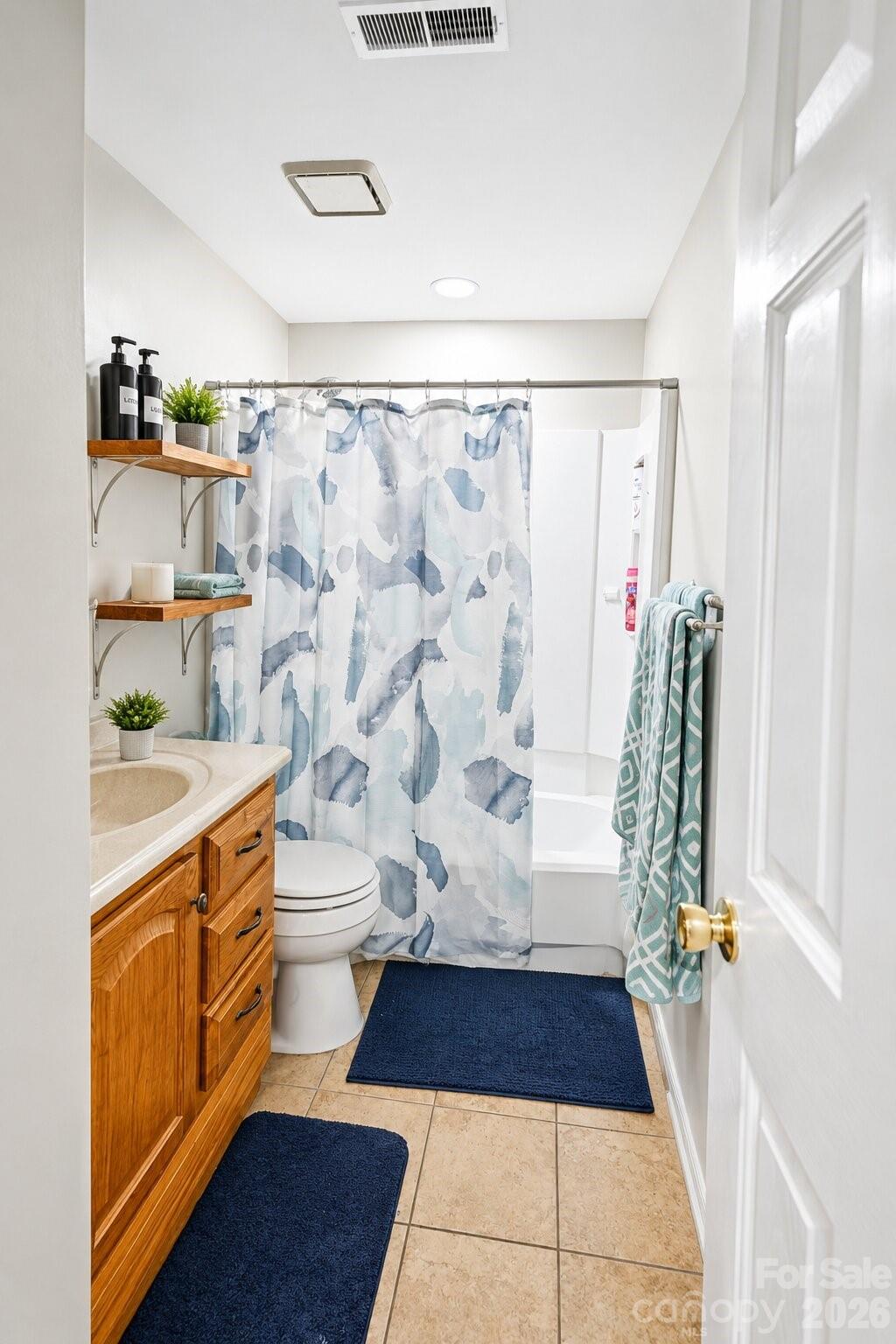 7329 Hounslow Lane — Charlotte