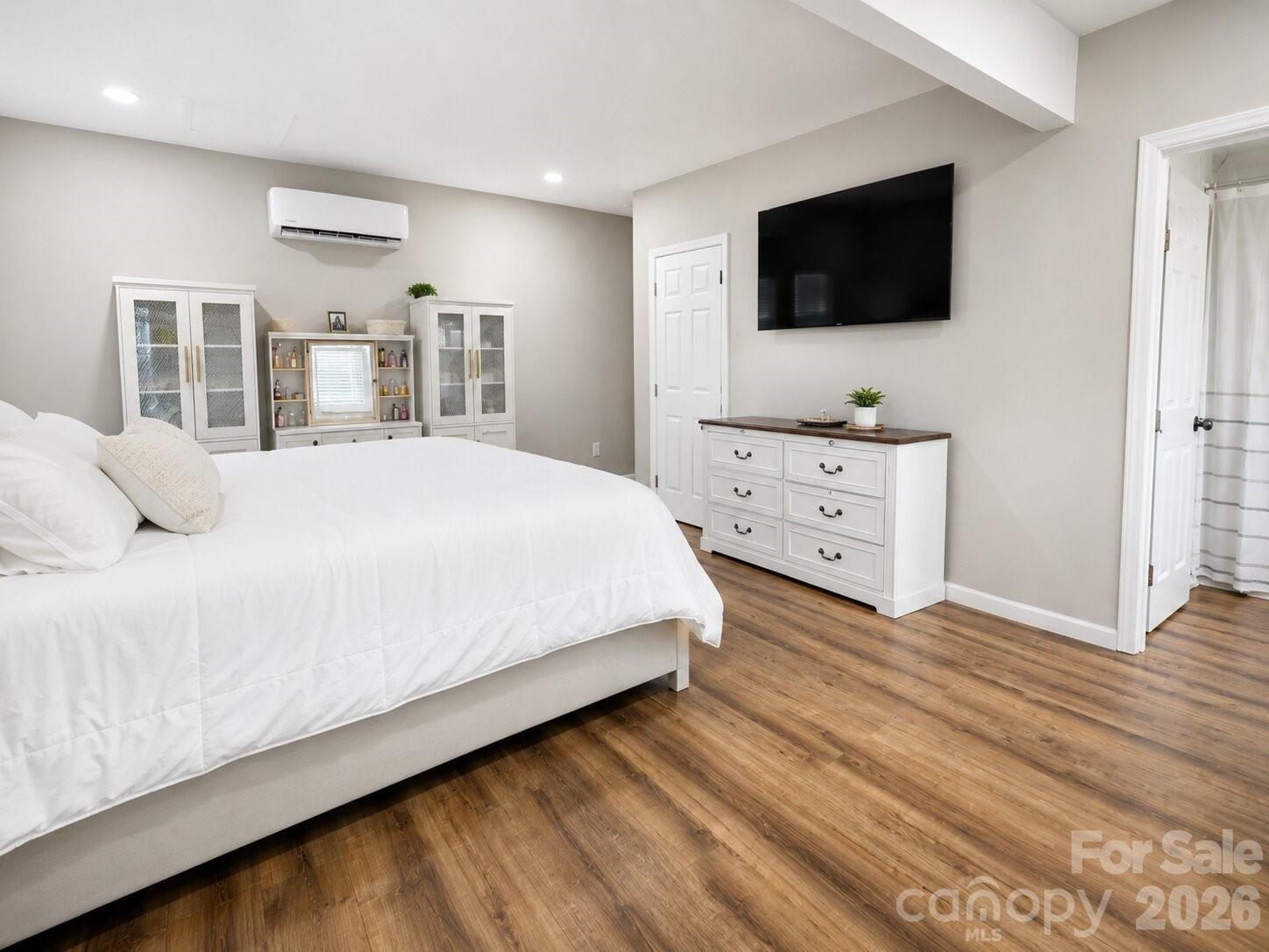 7329 Hounslow Lane — Charlotte