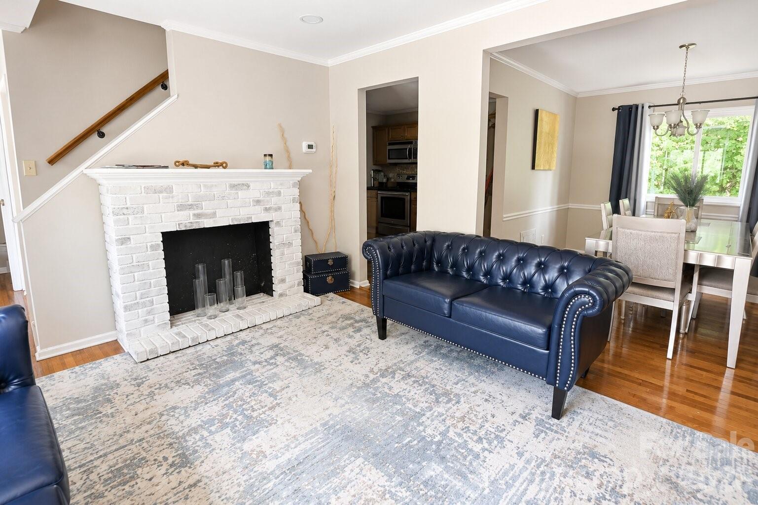 7329 Hounslow Lane — Charlotte