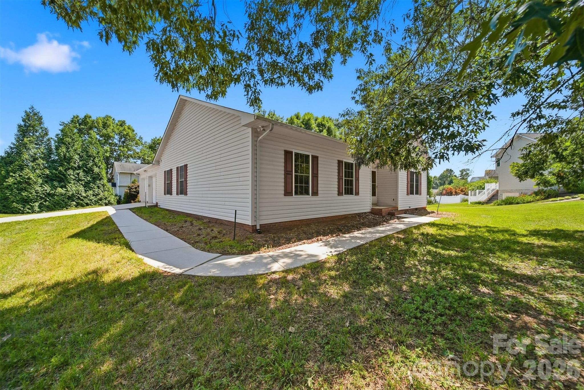 2436 29th Avenue Court NE — Hickory