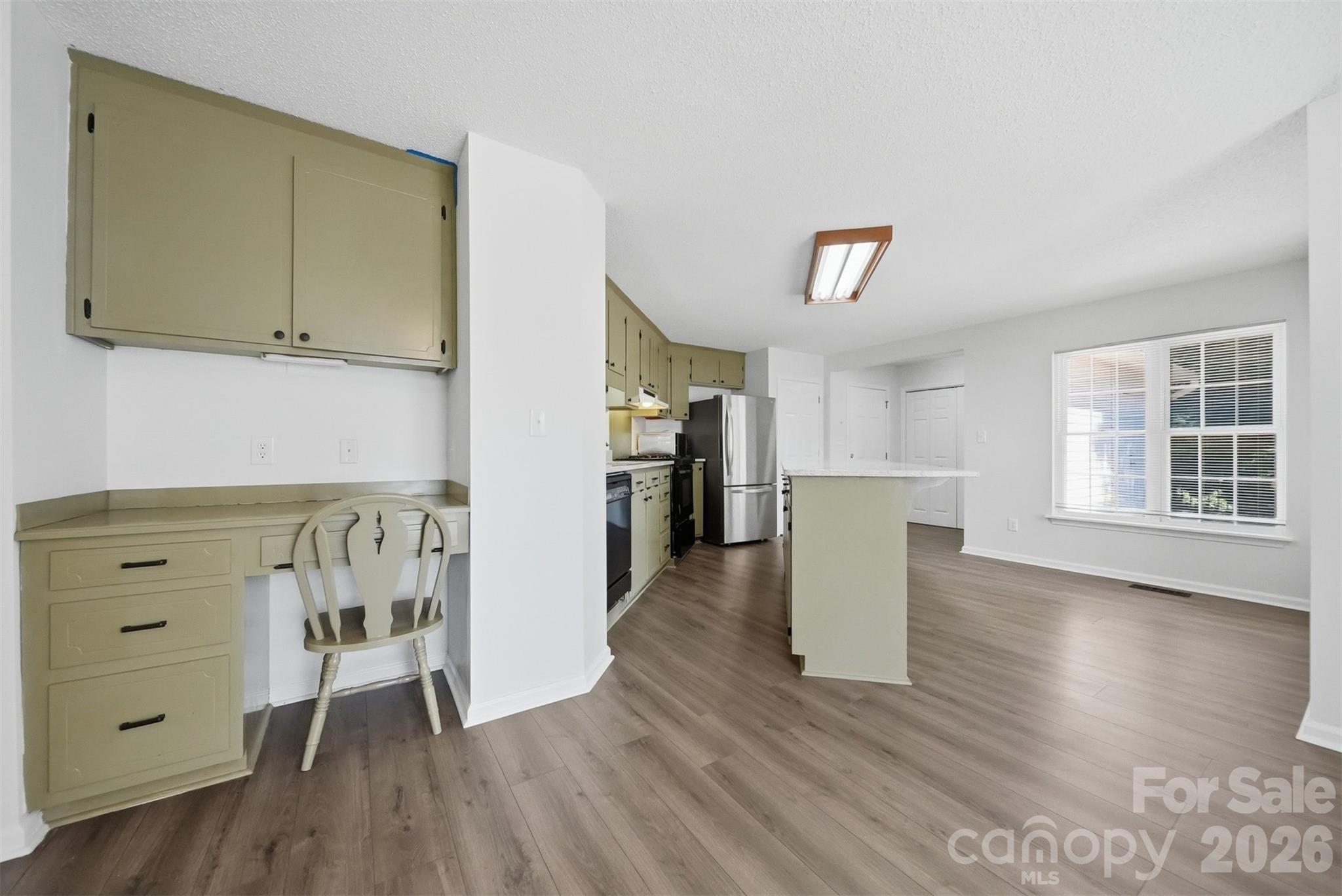 2436 29th Avenue Court NE — Hickory