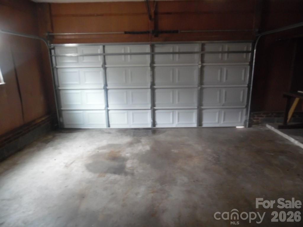 6311 Coach Hill Lane — Charlotte