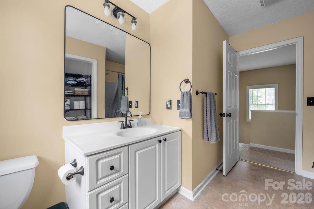 7734 Red Robin Trail — Denver