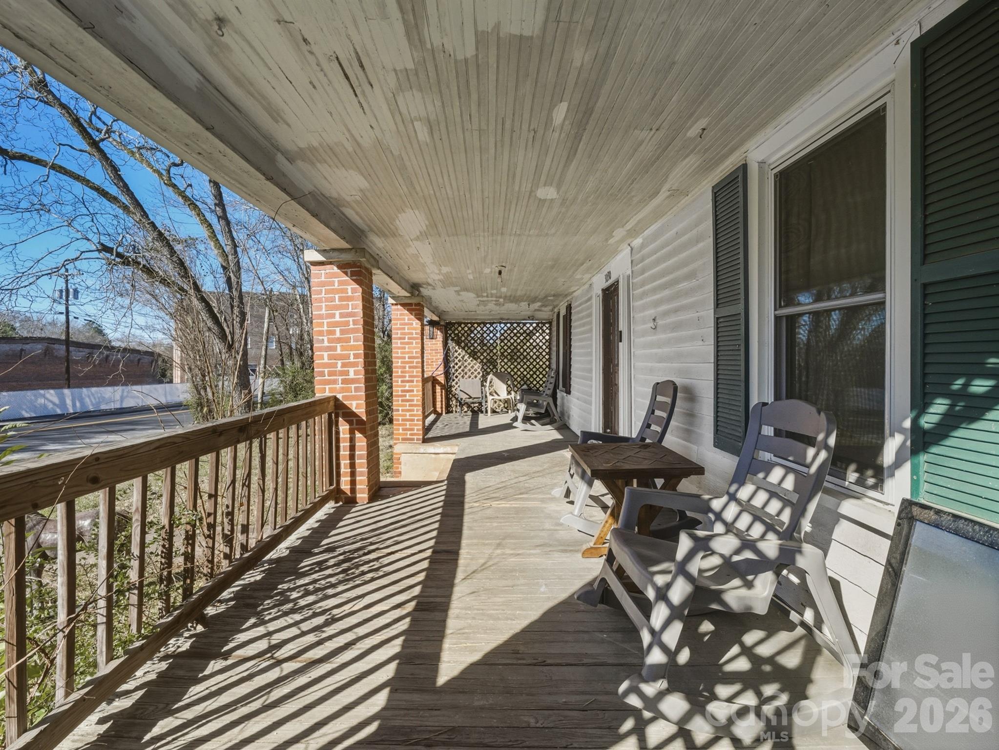 3030 Shannon Street — Sharon