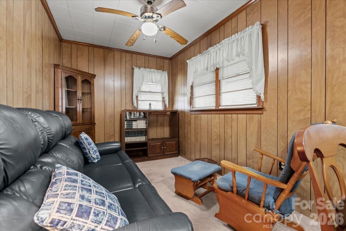 63 Lynn Avenue — Cheraw