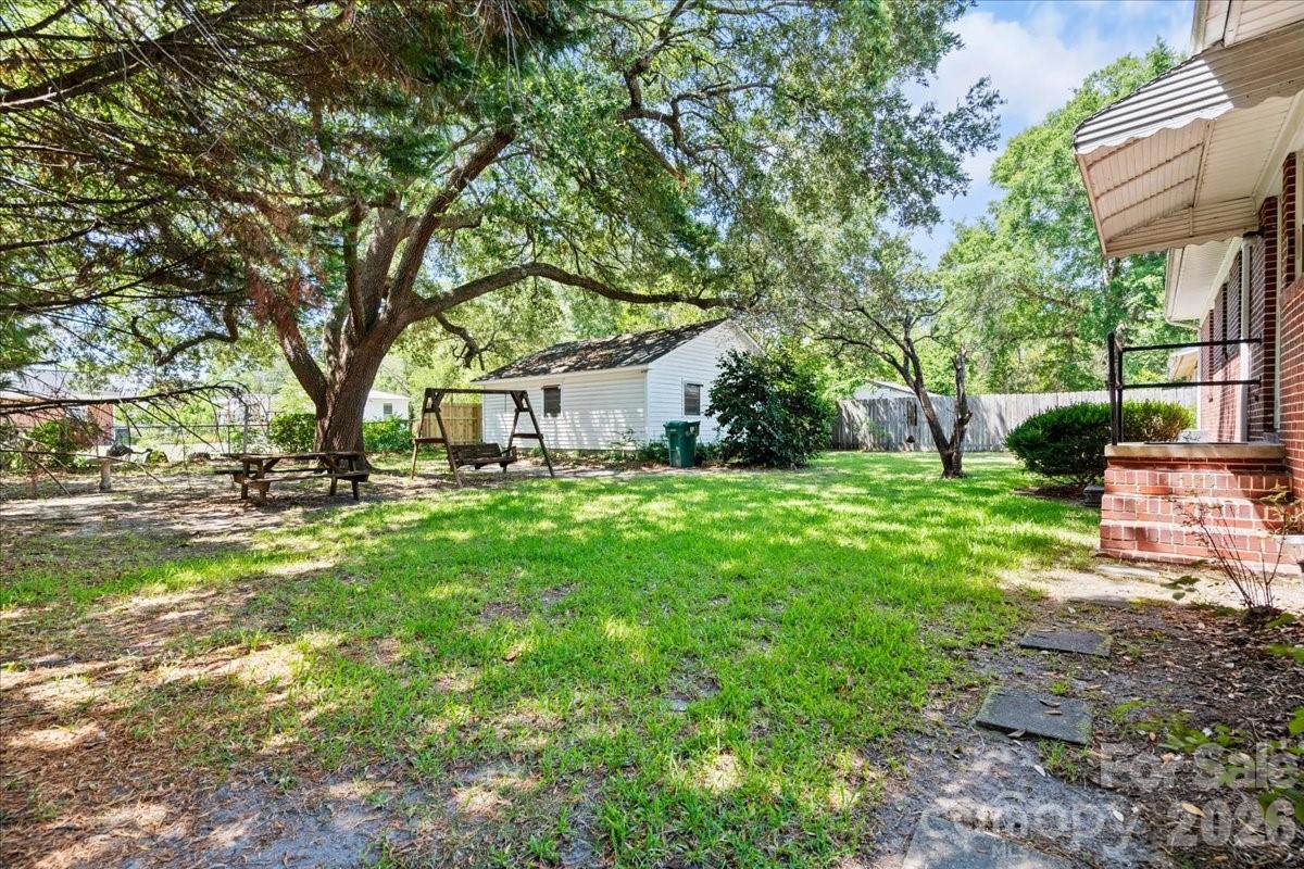 63 Lynn Avenue — Cheraw