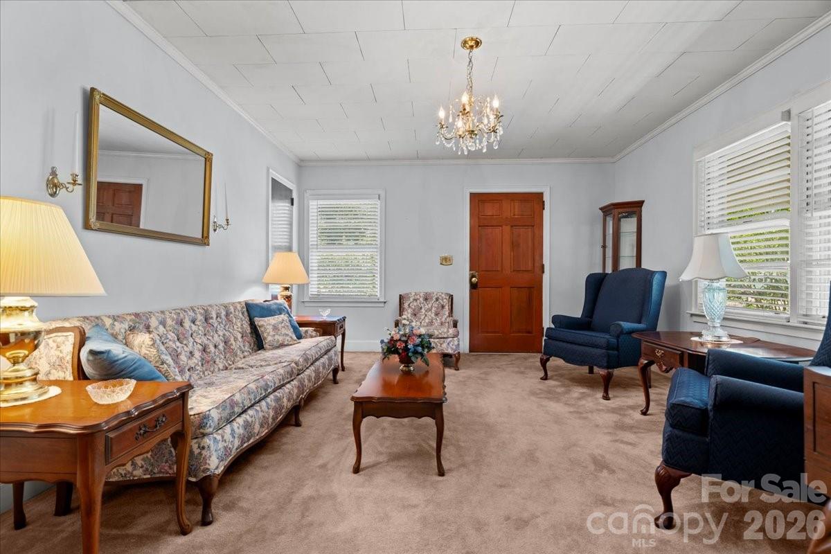 63 Lynn Avenue — Cheraw