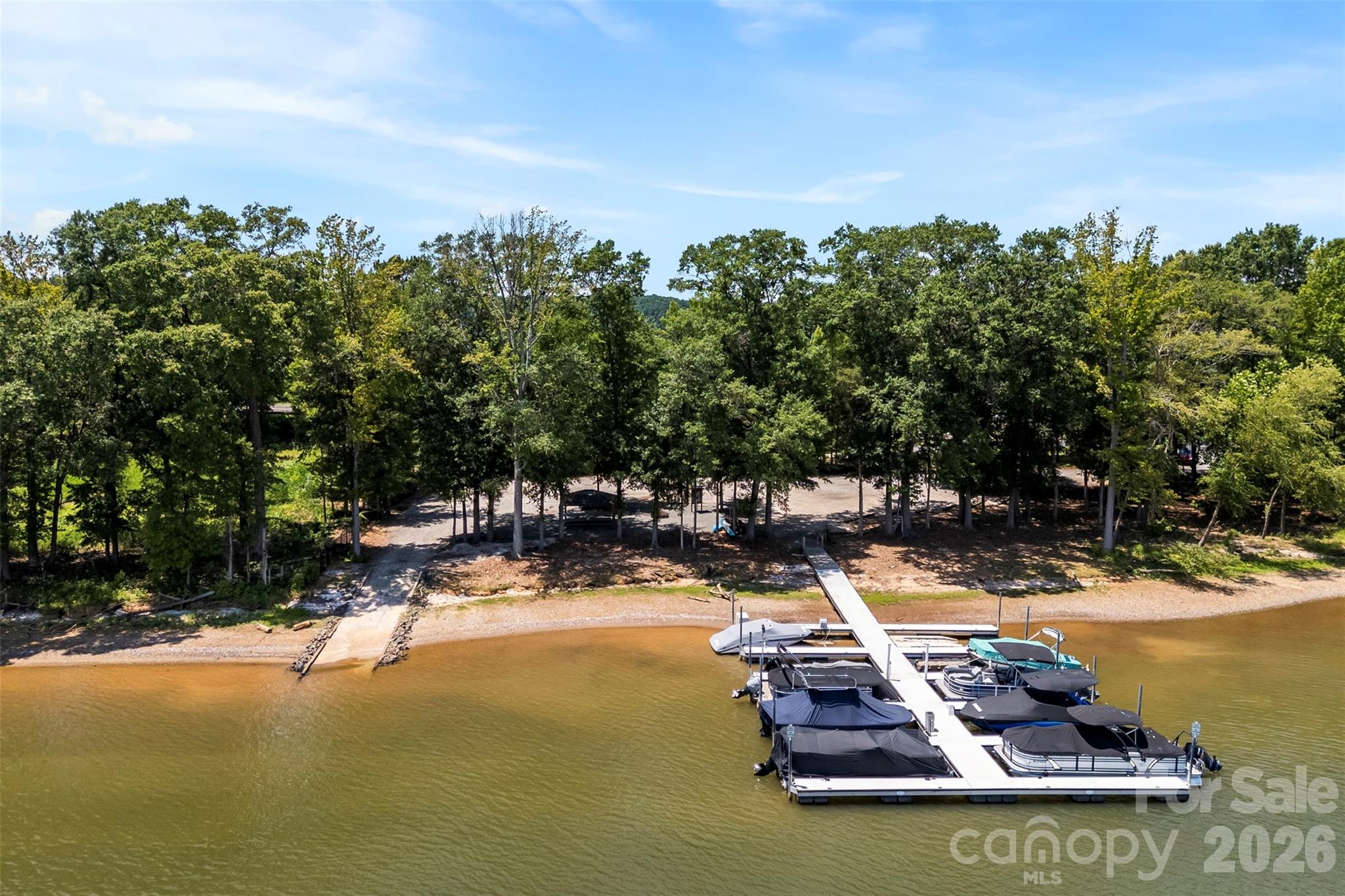 3000 Applewood Point Lane — Belmont