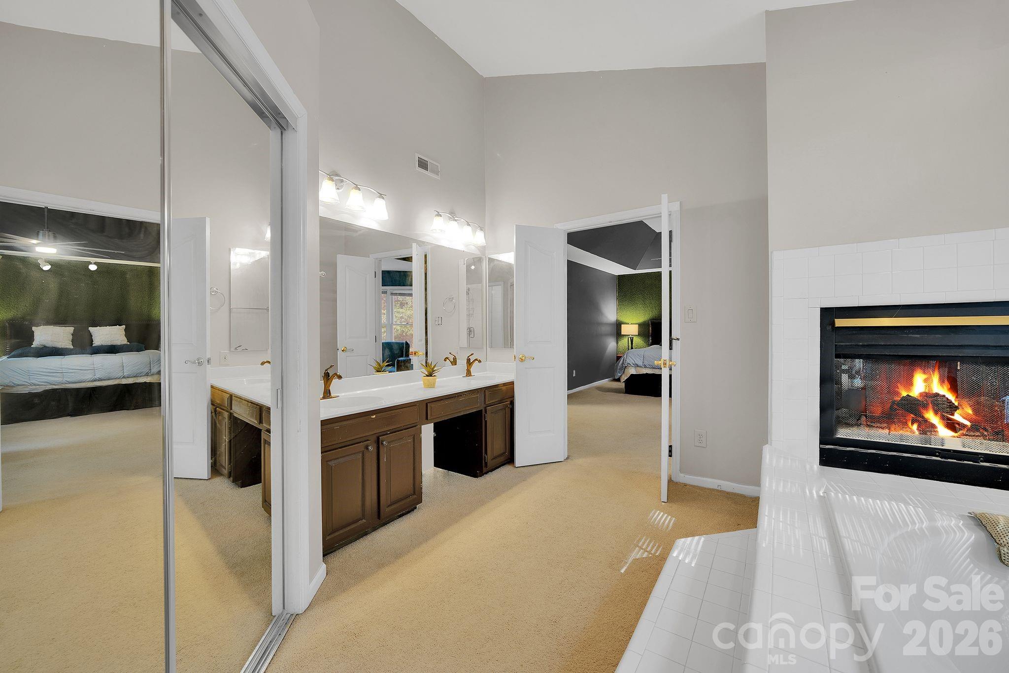 3616 Linden Berry Lane — Charlotte