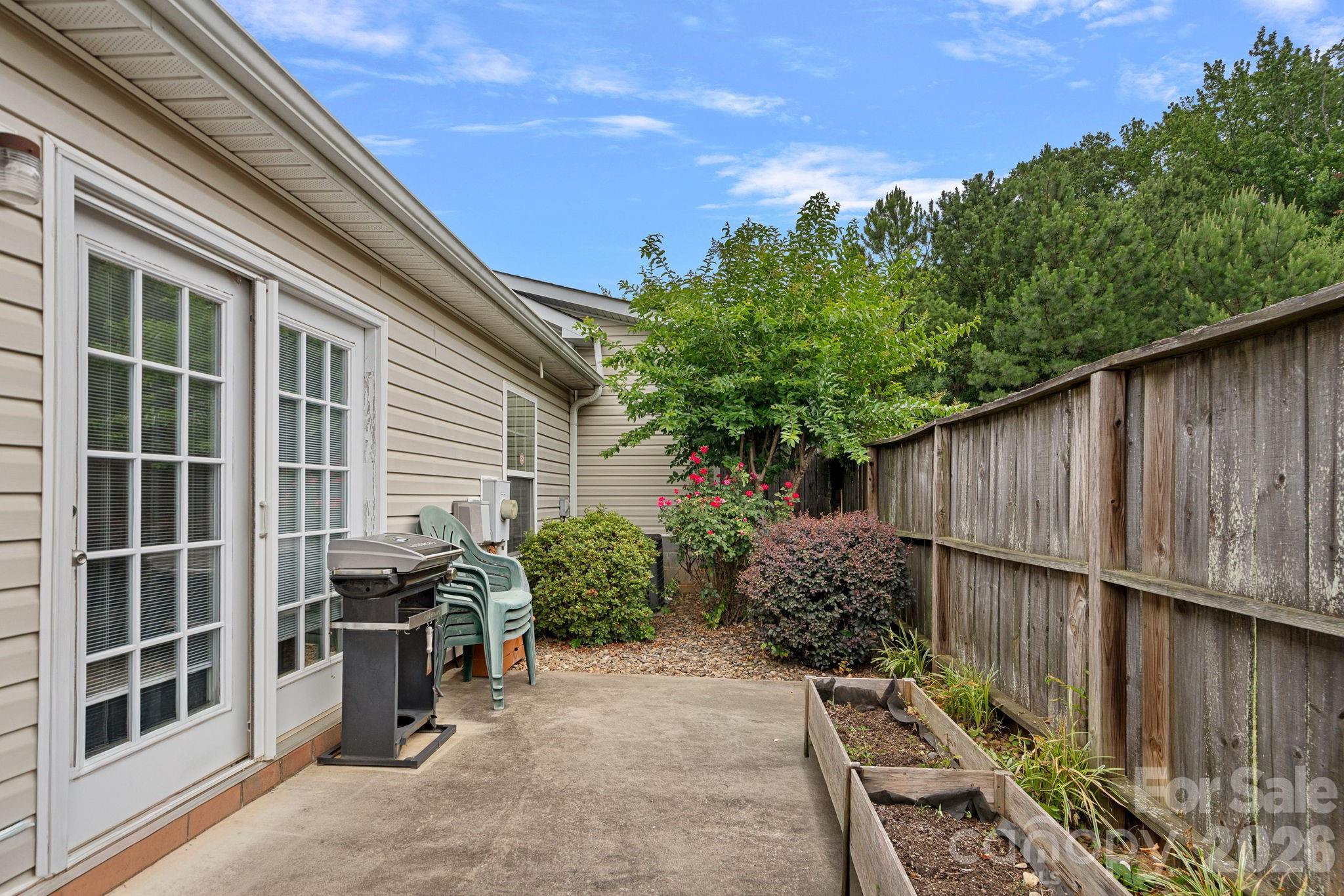 2933 Trimble Circle NW — Concord