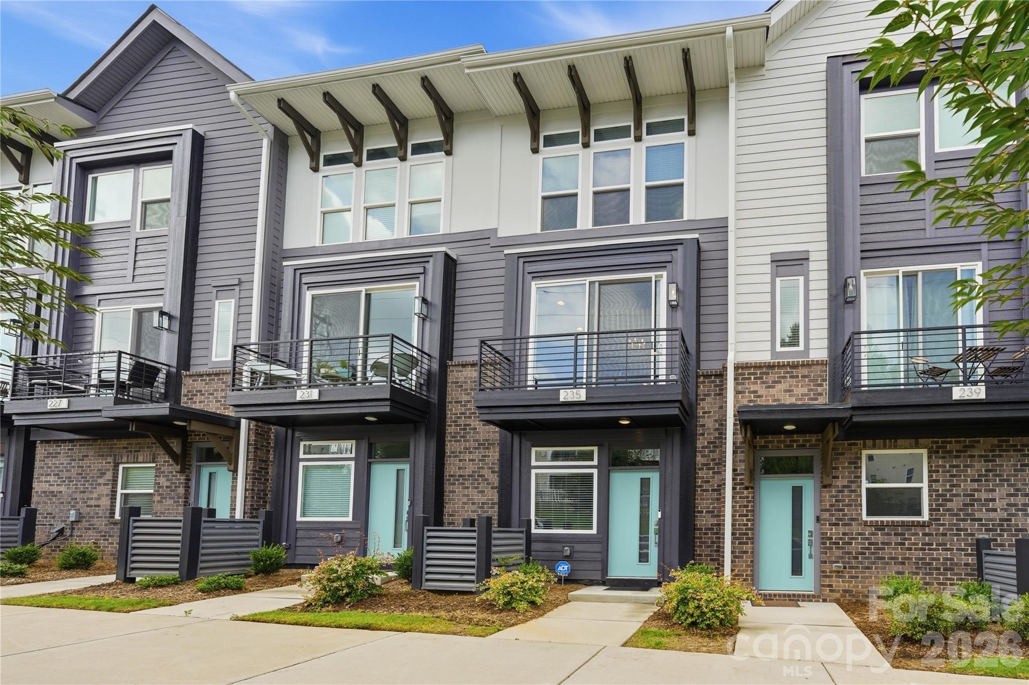 235 S Bruns Avenue — Charlotte