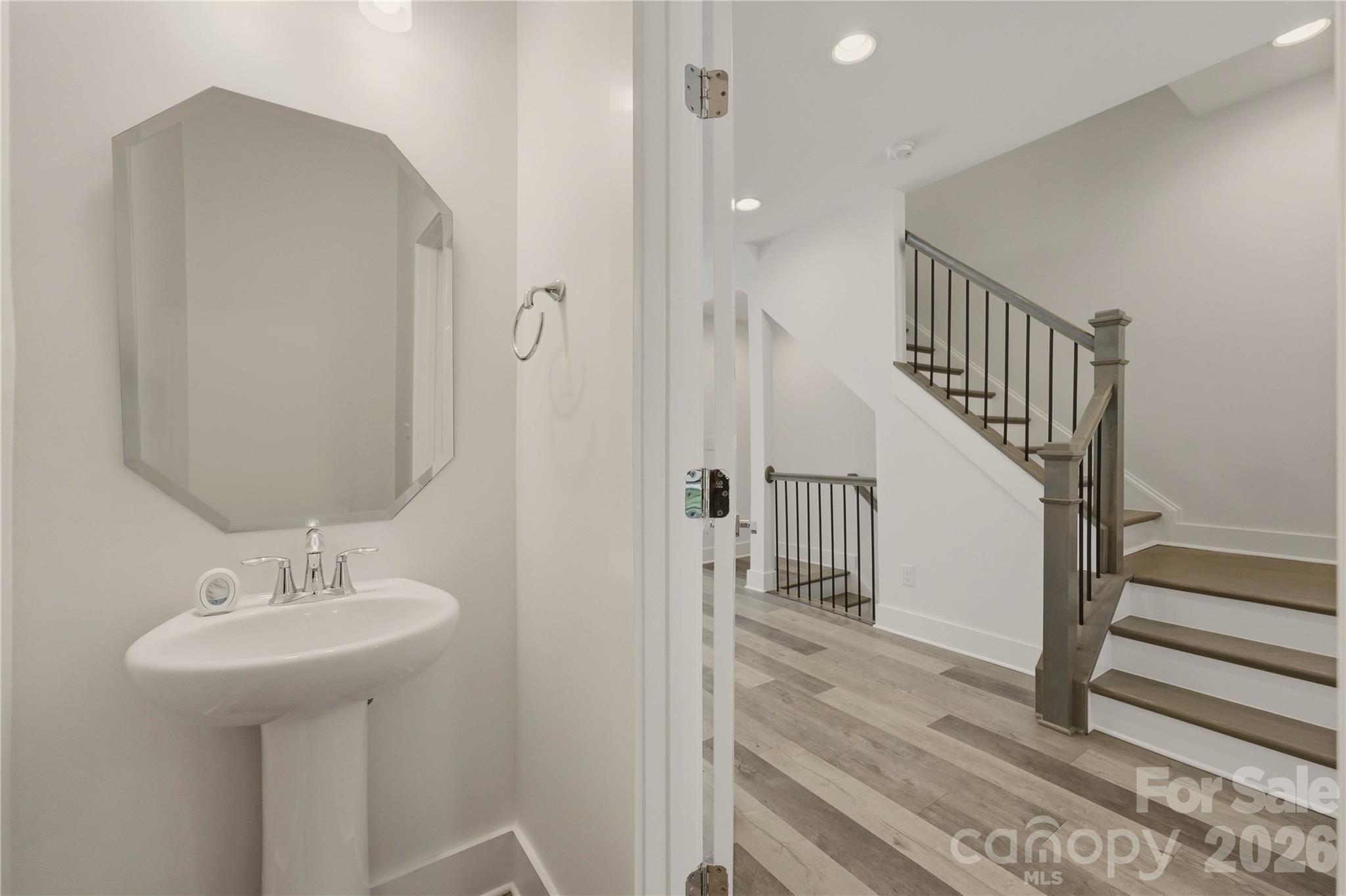 235 S Bruns Avenue — Charlotte