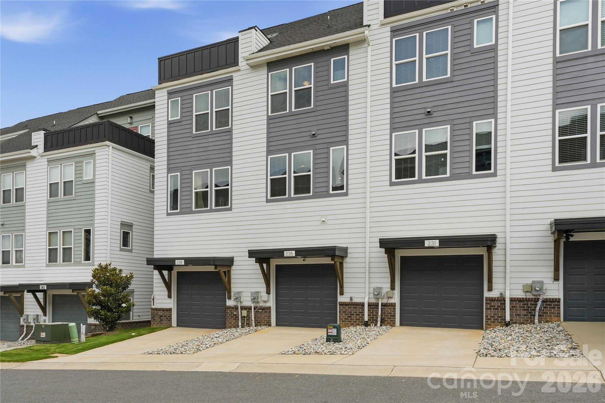 235 S Bruns Avenue — Charlotte