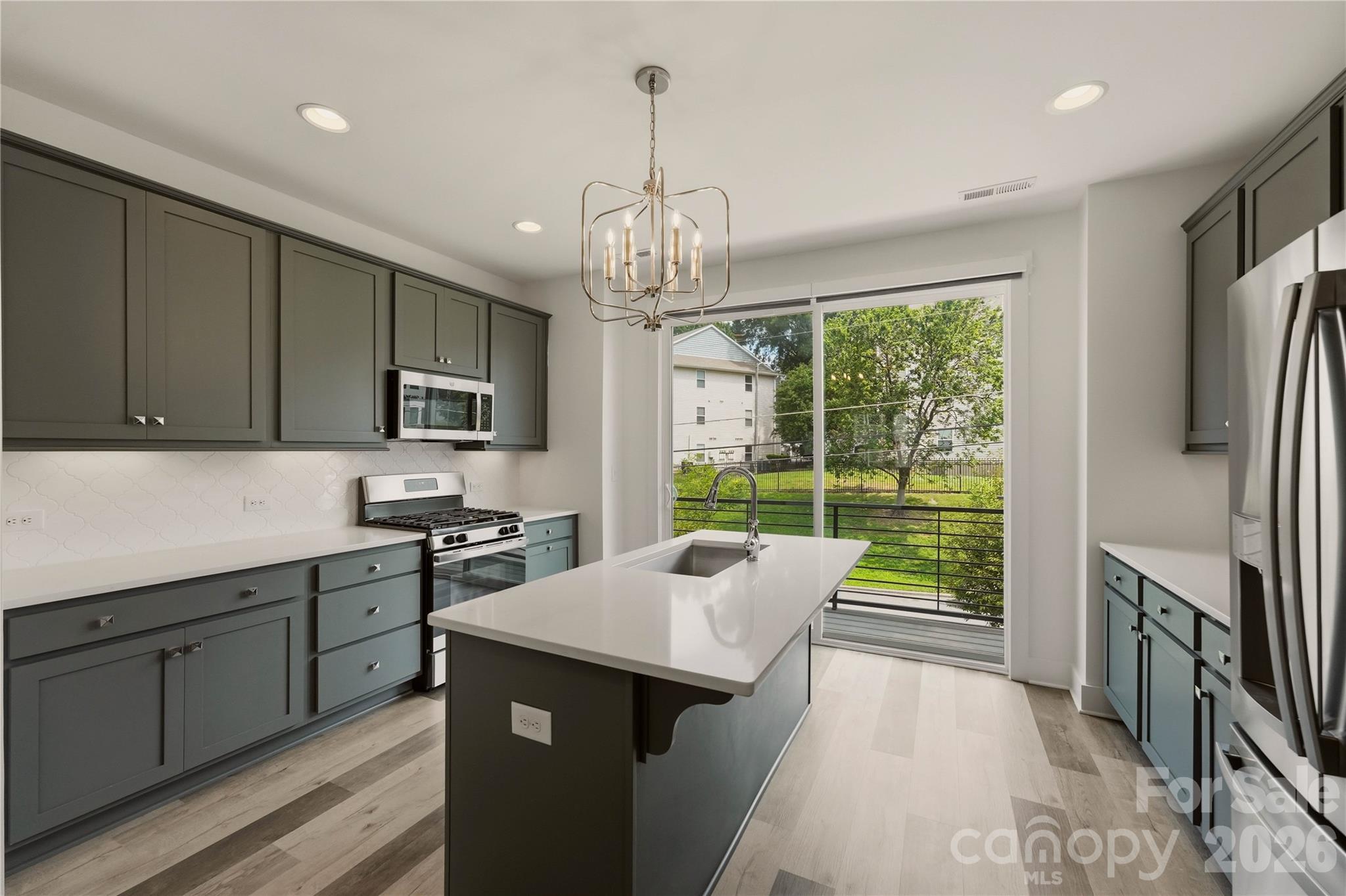 235 S Bruns Avenue — Charlotte