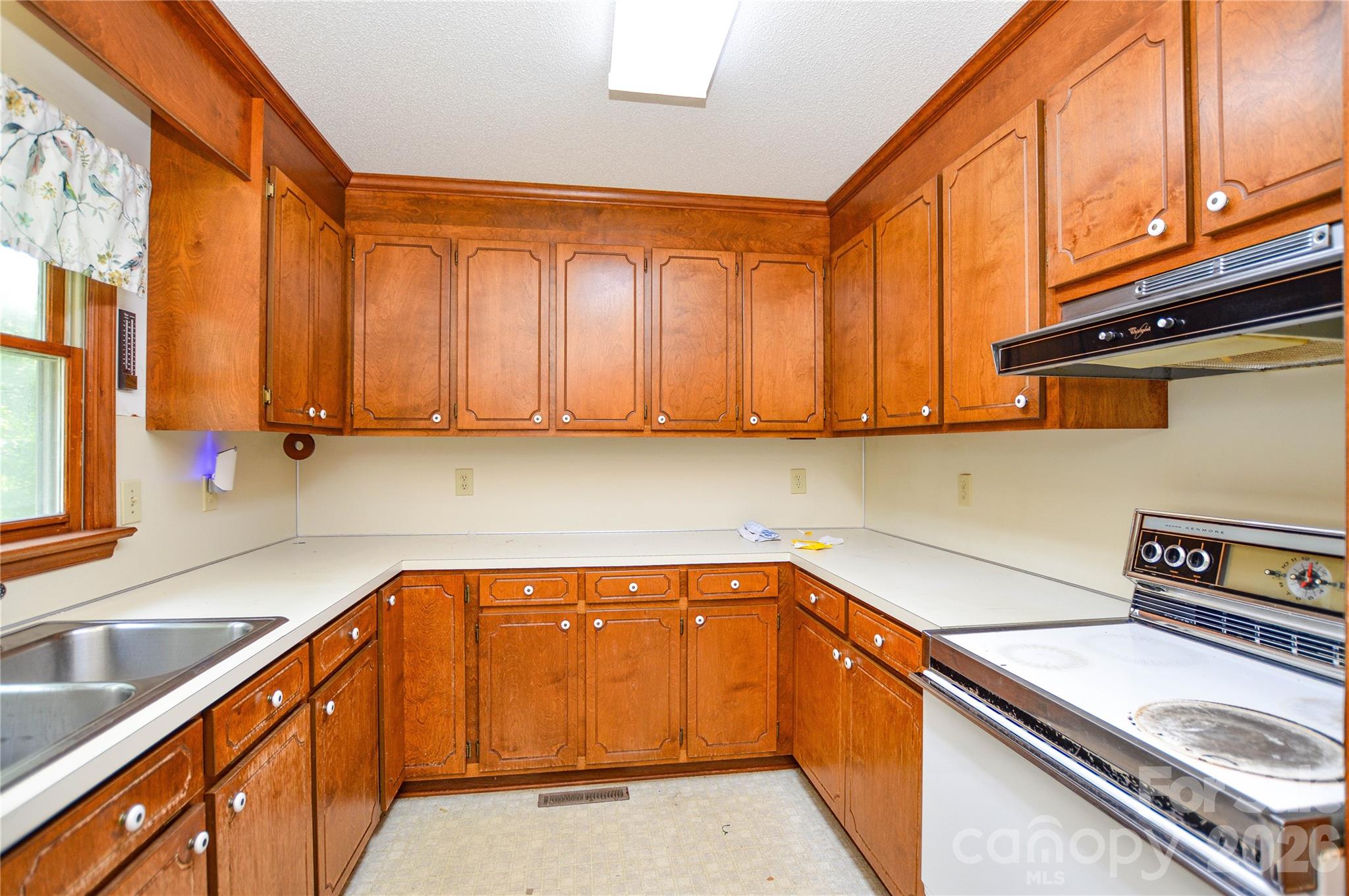 1800 Brantley Road — Kannapolis