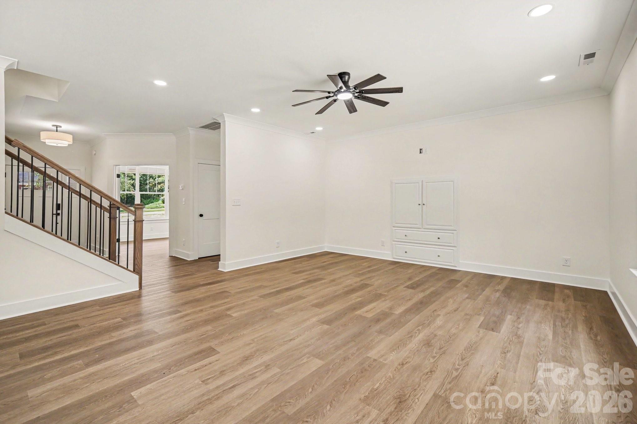 101 Delancy Street — Locust