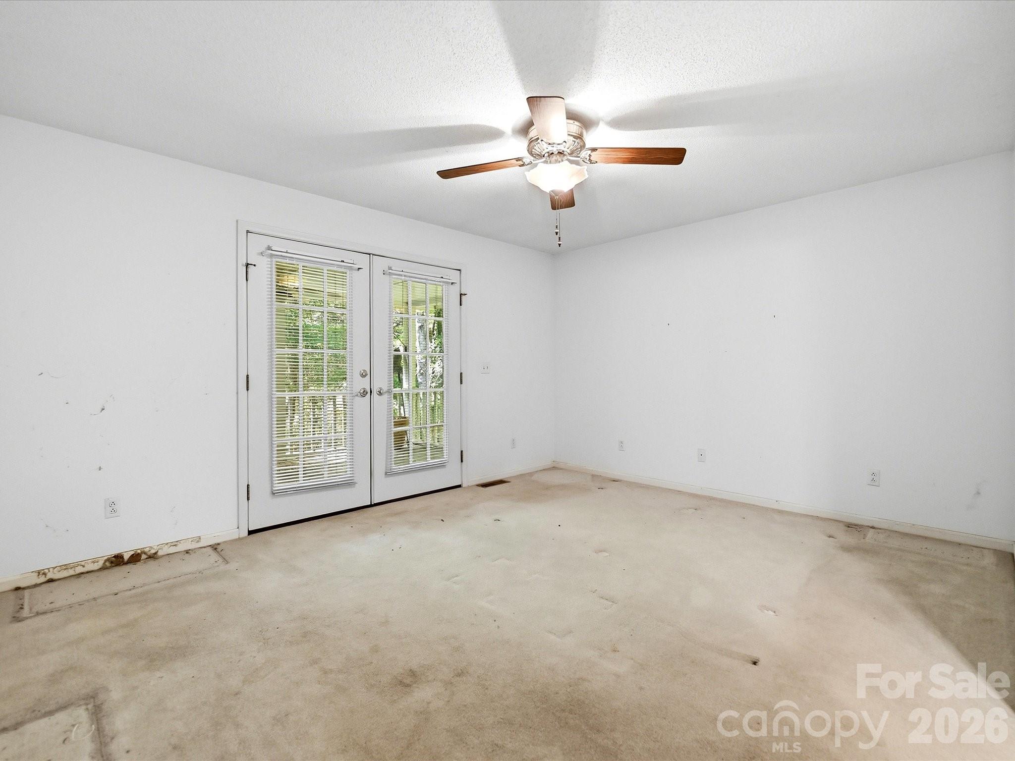 5950 King Wilkinson Road — Denver