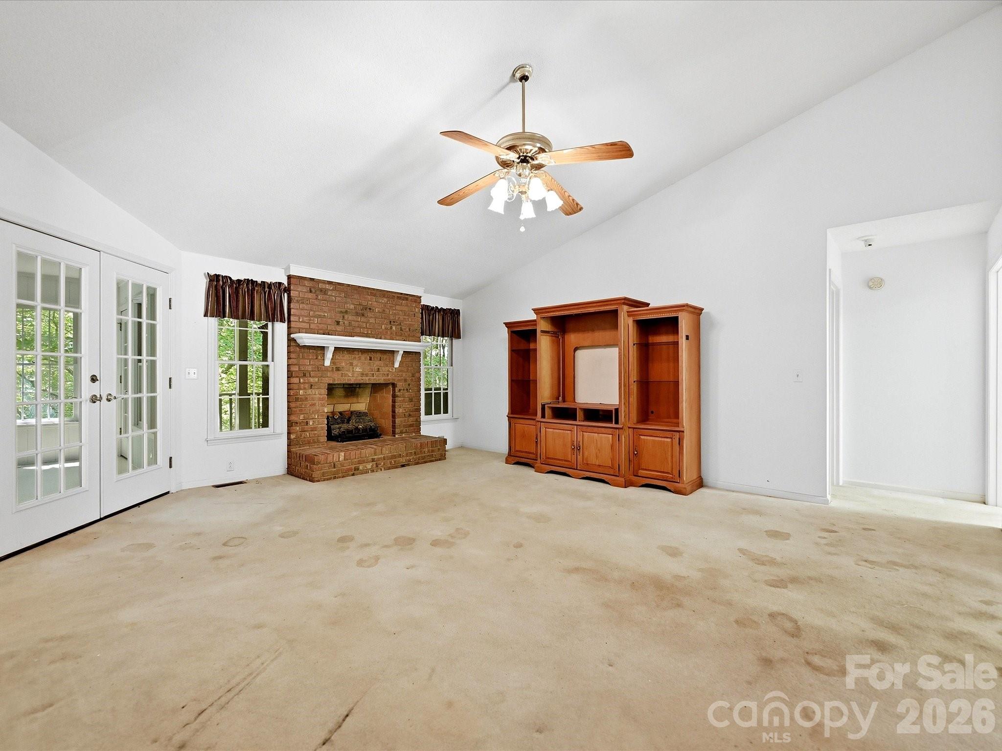 5950 King Wilkinson Road — Denver