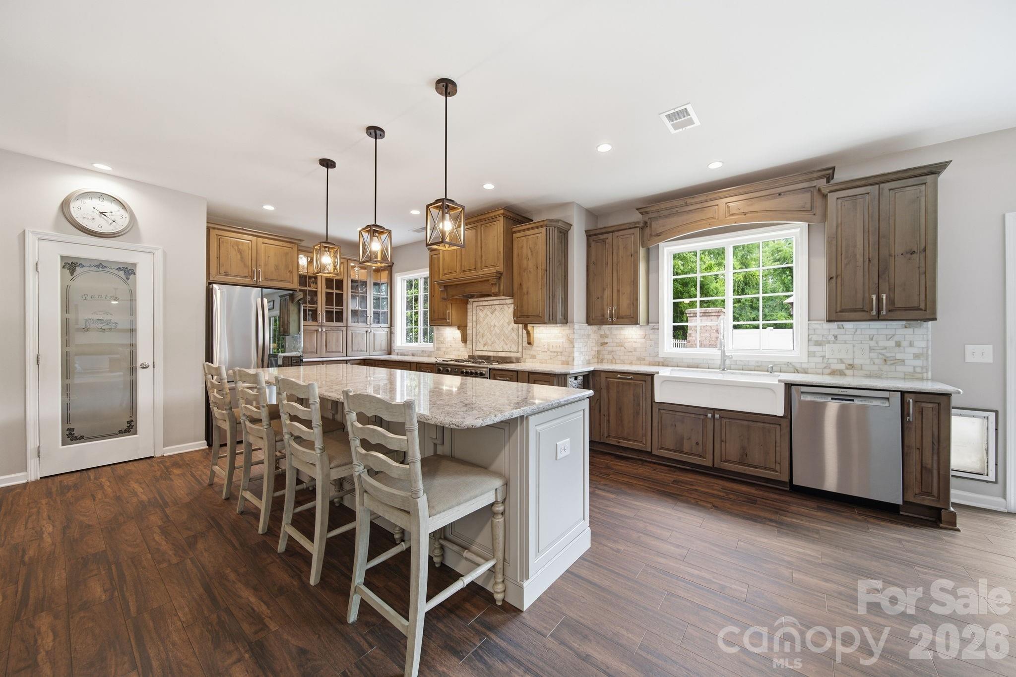 206 Pamlico Lane — Mooresville