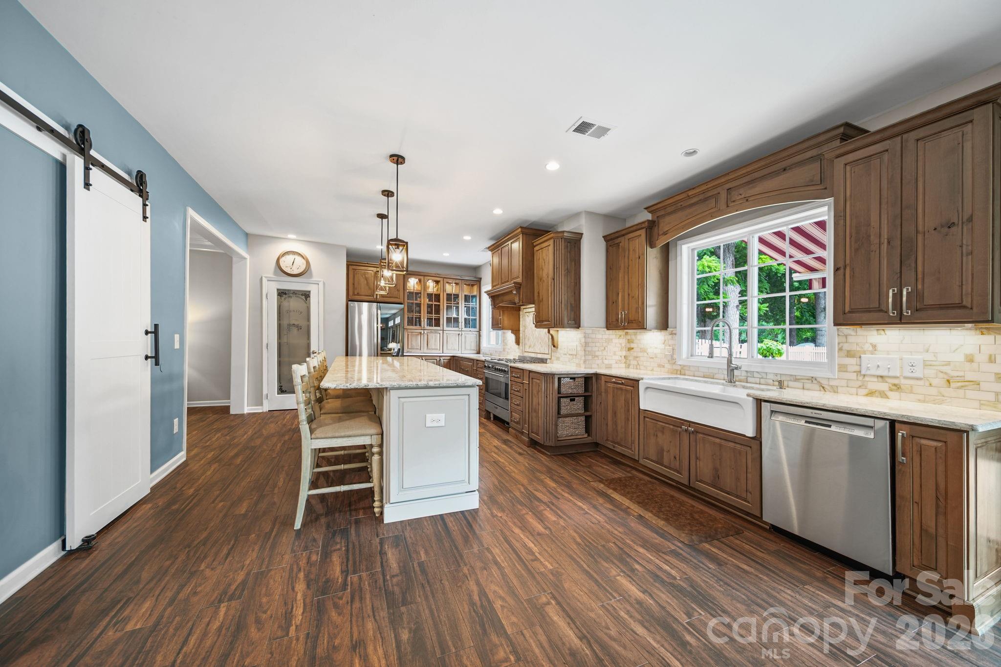 206 Pamlico Lane — Mooresville