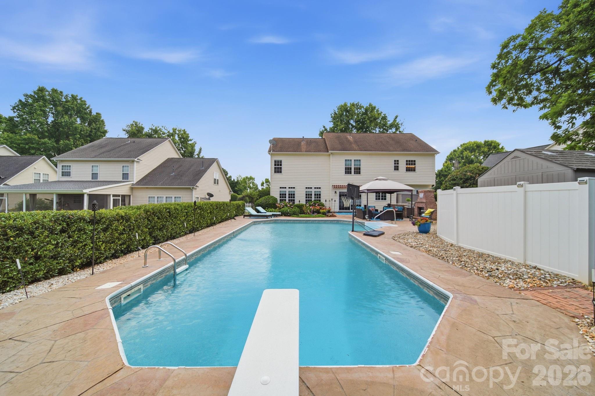 206 Pamlico Lane — Mooresville