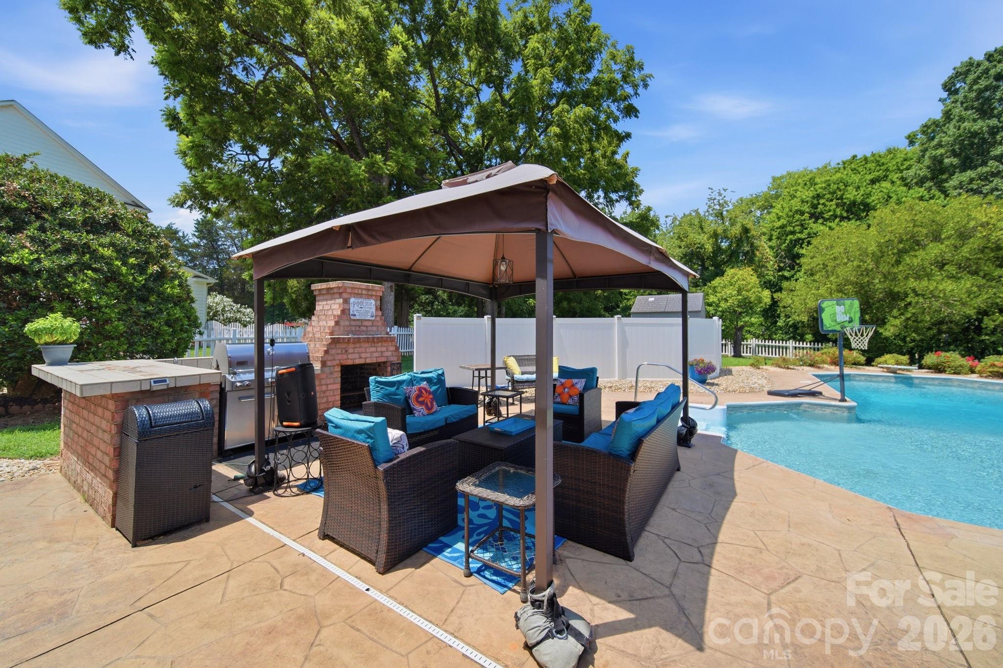 206 Pamlico Lane — Mooresville