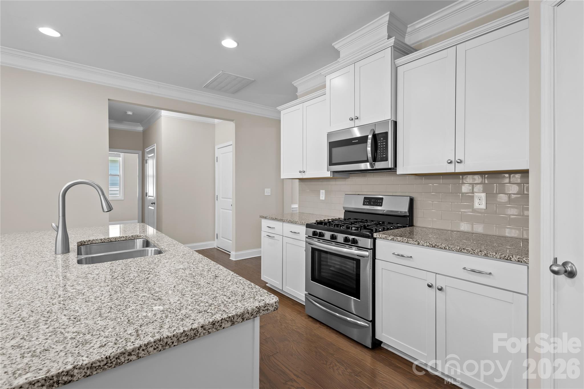 2449 Seagull Drive — Denver