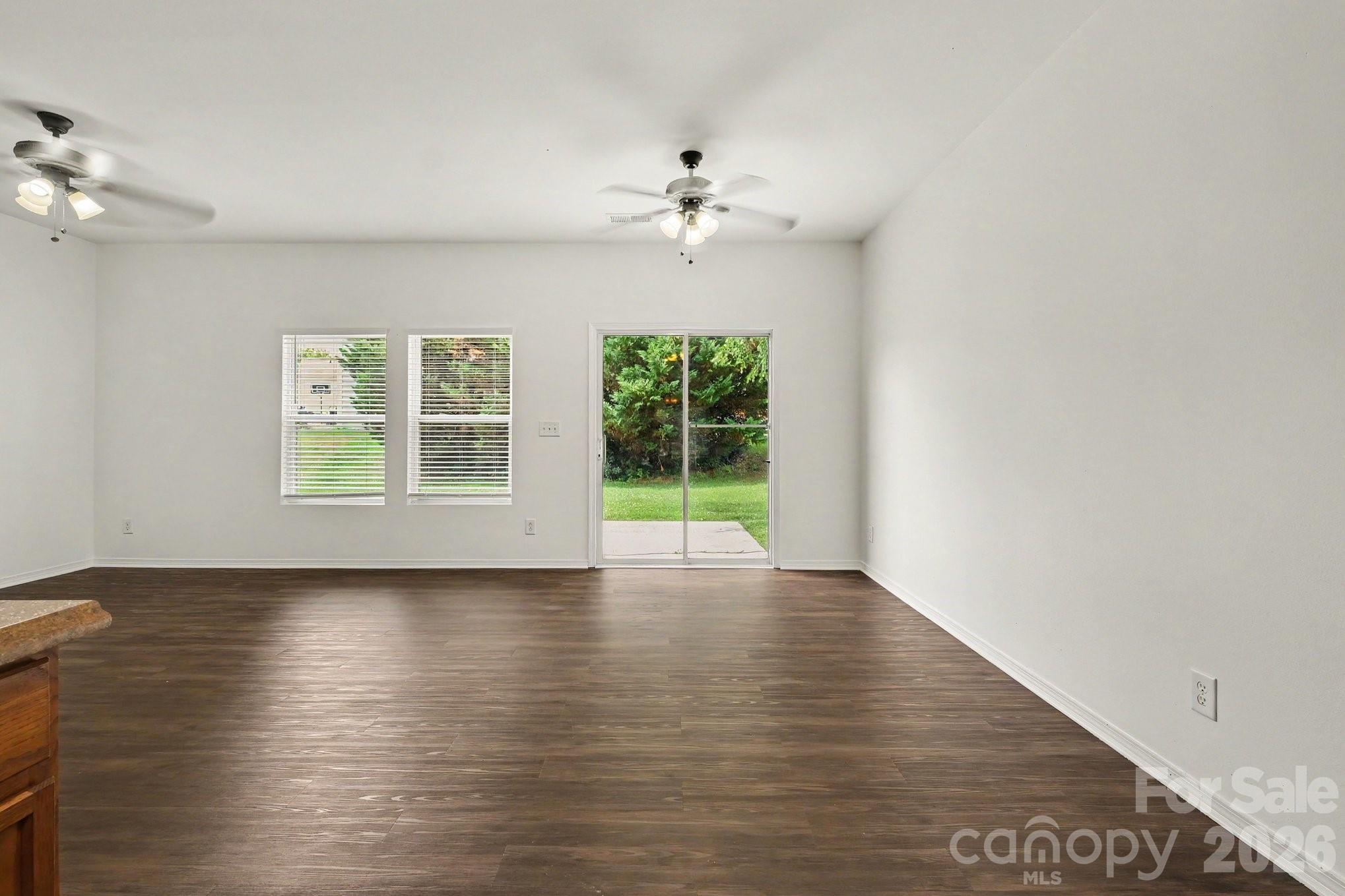 4636 Meadowfield Road — Charlotte