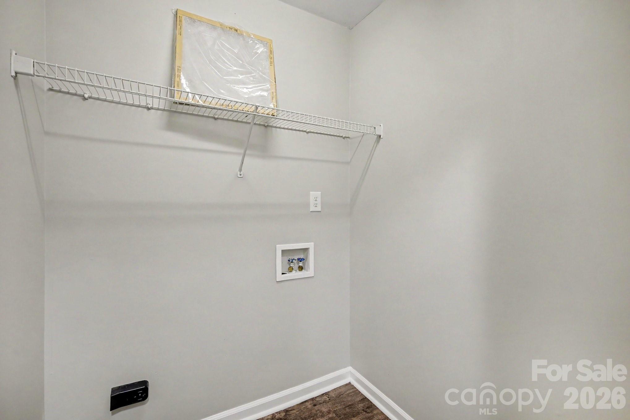 2732 Black Walnut Lane — Charlotte